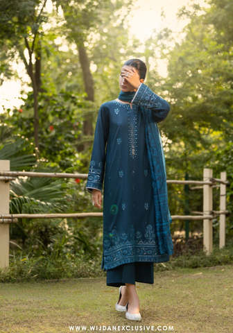 Rua by Casual Lite | Stitched Pre Fall Linen Drop-II Collection - 2025 (TEAL MIRAGE) Rua by Casual Lite | Stitched Pre Fall Linen Drop-II Collection - 2025 (TEAL MIRAGE)