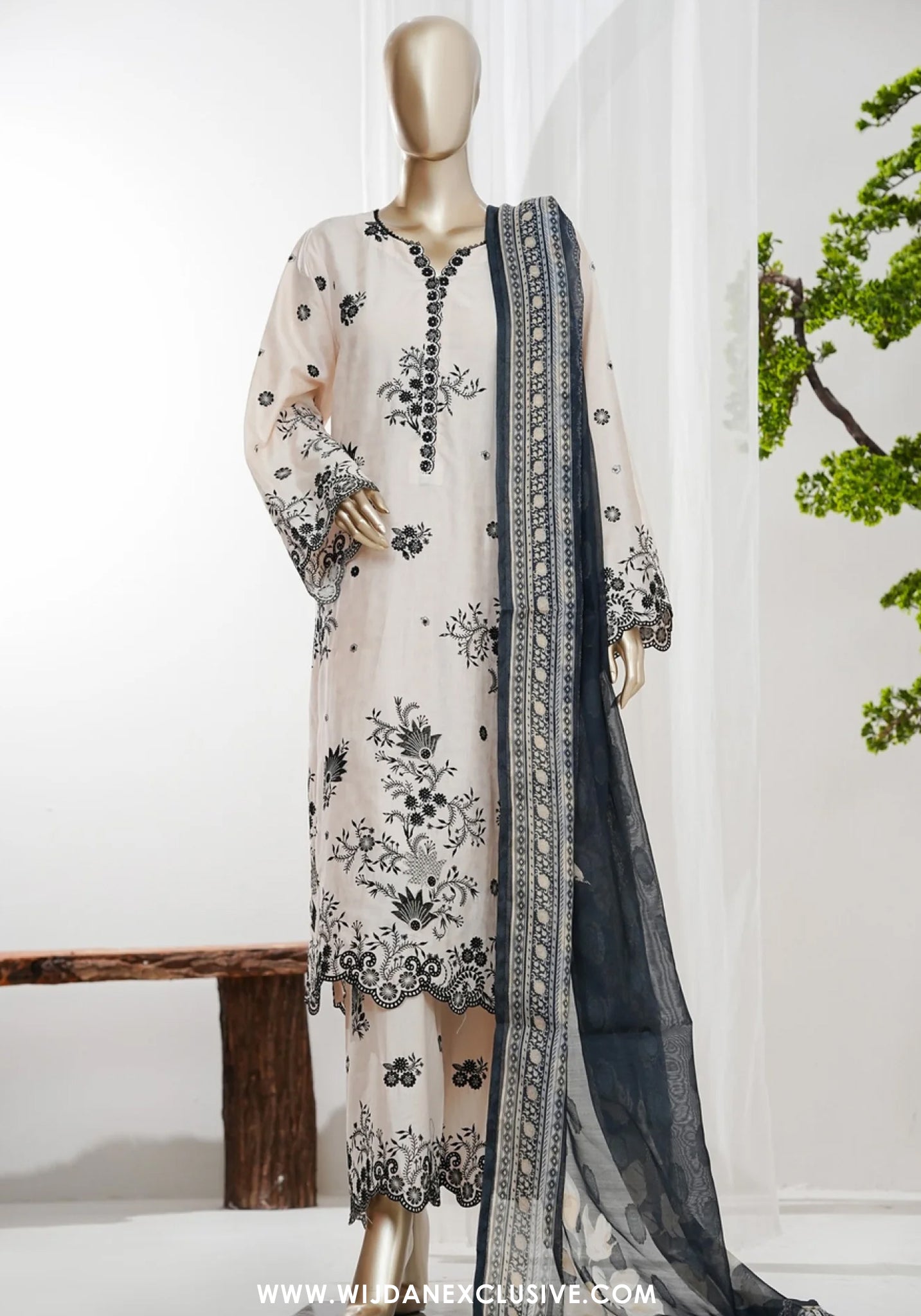 Bin Saeed Stitched 3pc Luxury Embroidered Jacquard Collection - 2026 (D-10)