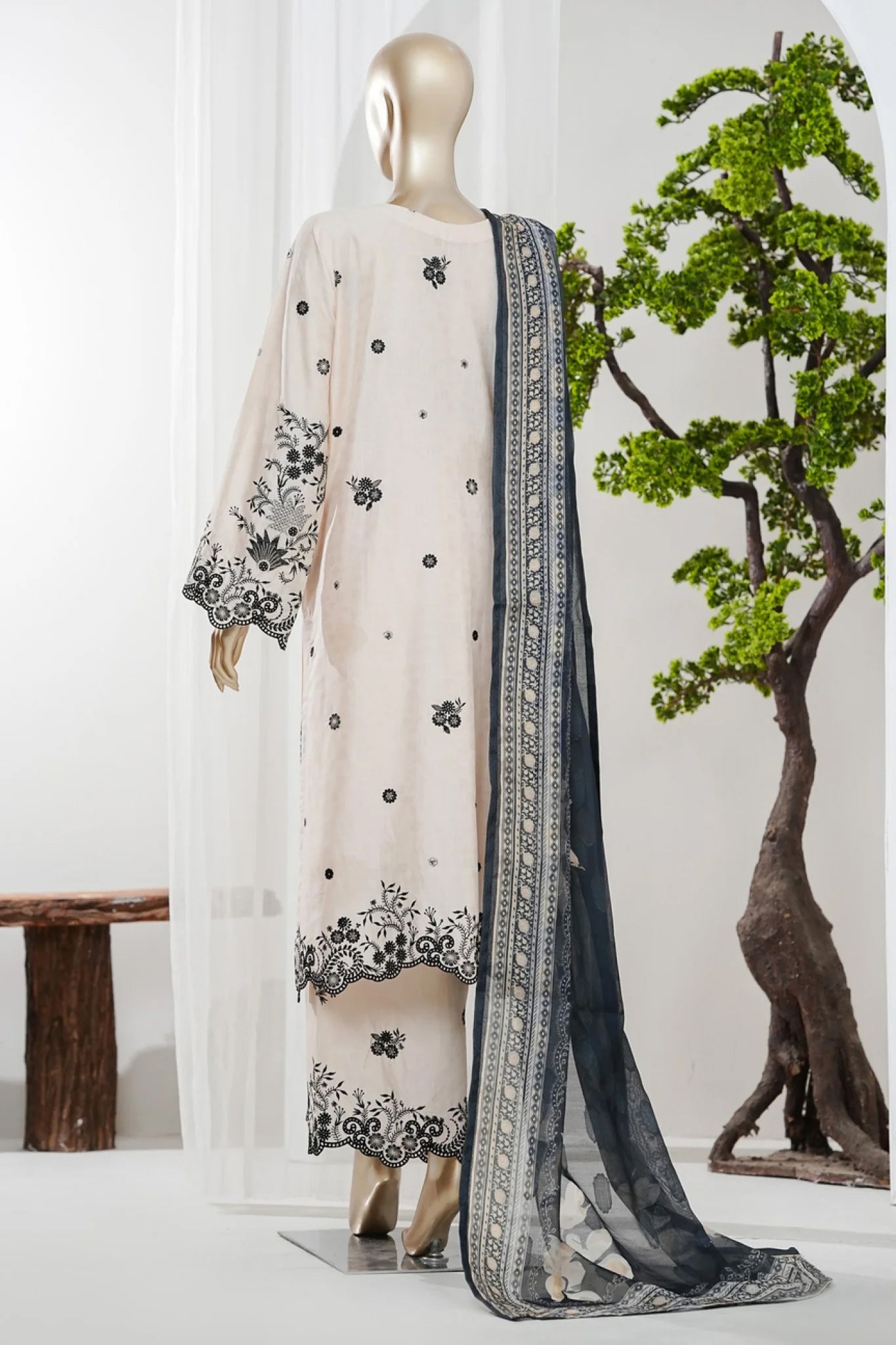 Bin Saeed Stitched 3pc Luxury Embroidered Jacquard Collection - 2026 (D-10)