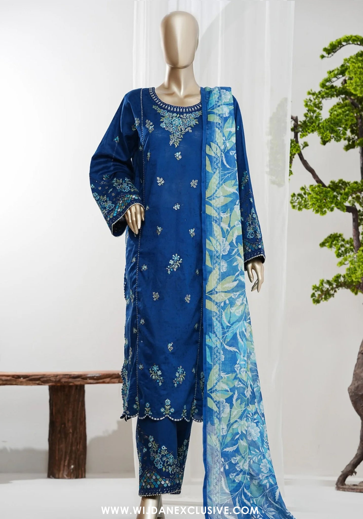 Bin Saeed Stitched 3pc Luxury Embroidered Jacquard Collection - 2026 (D-11)