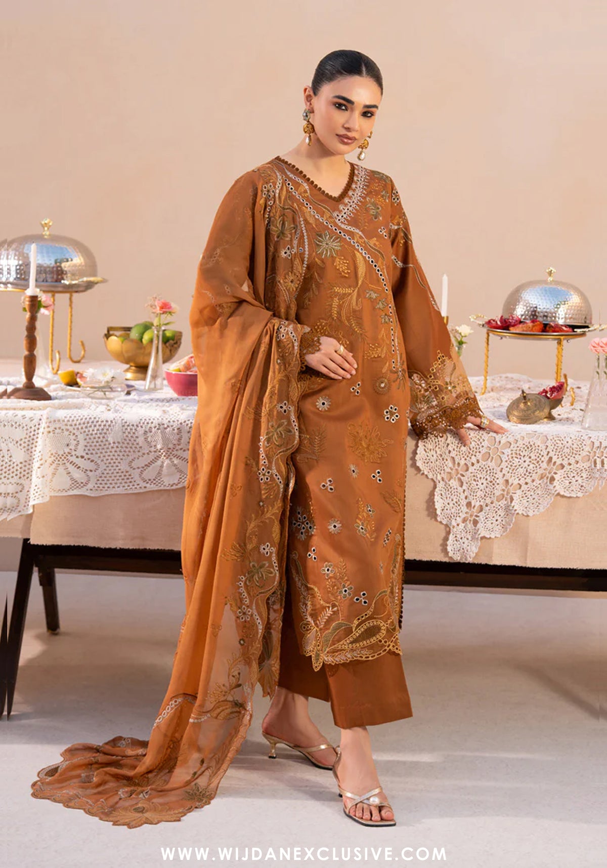 Amani by Marjjan | Unstitched Embroidered Viscose Winter Collection - 2025 MSV-06-B (RUST)