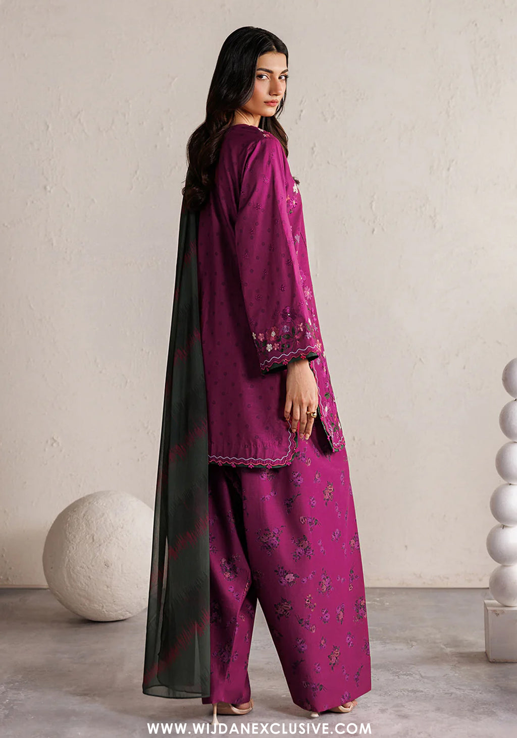 Iznik Unstitched Embroidered Festive Lawn Collection - 2026 (IBE-01)