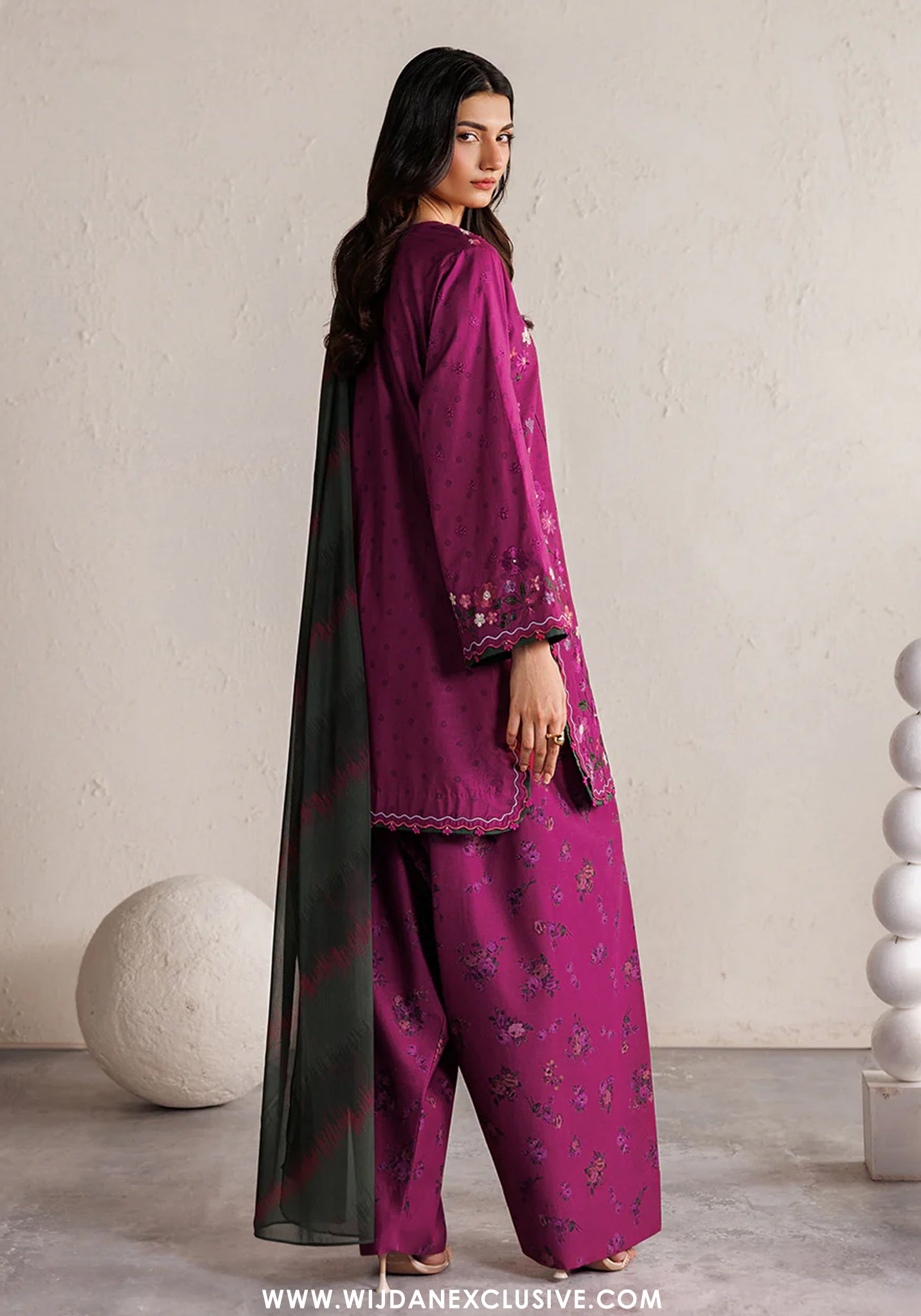 Iznik Unstitched Embroidered Festive Lawn Collection - 2026 (IBE-01)