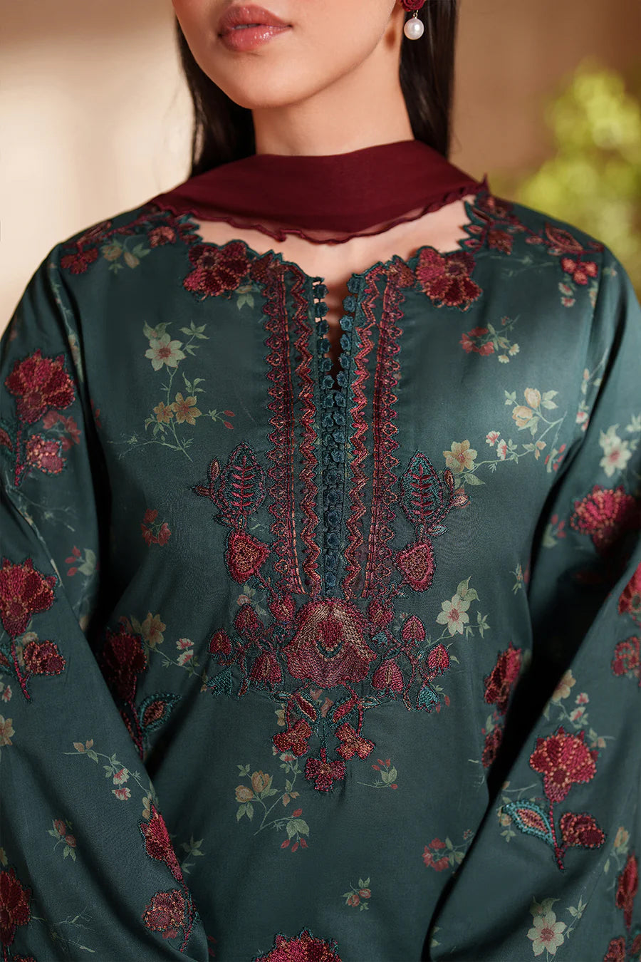 Iznik Unstitched Embroidered Eid Lawn Collection - 2026 (EL-11)