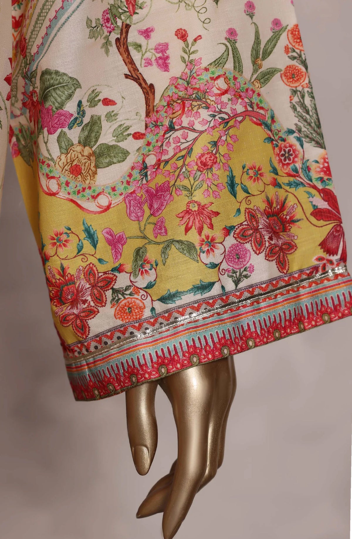 Kaftaan by Sadabahar | Stitched Chamti Printed Cotton Lawn Collection'26 (D-12)