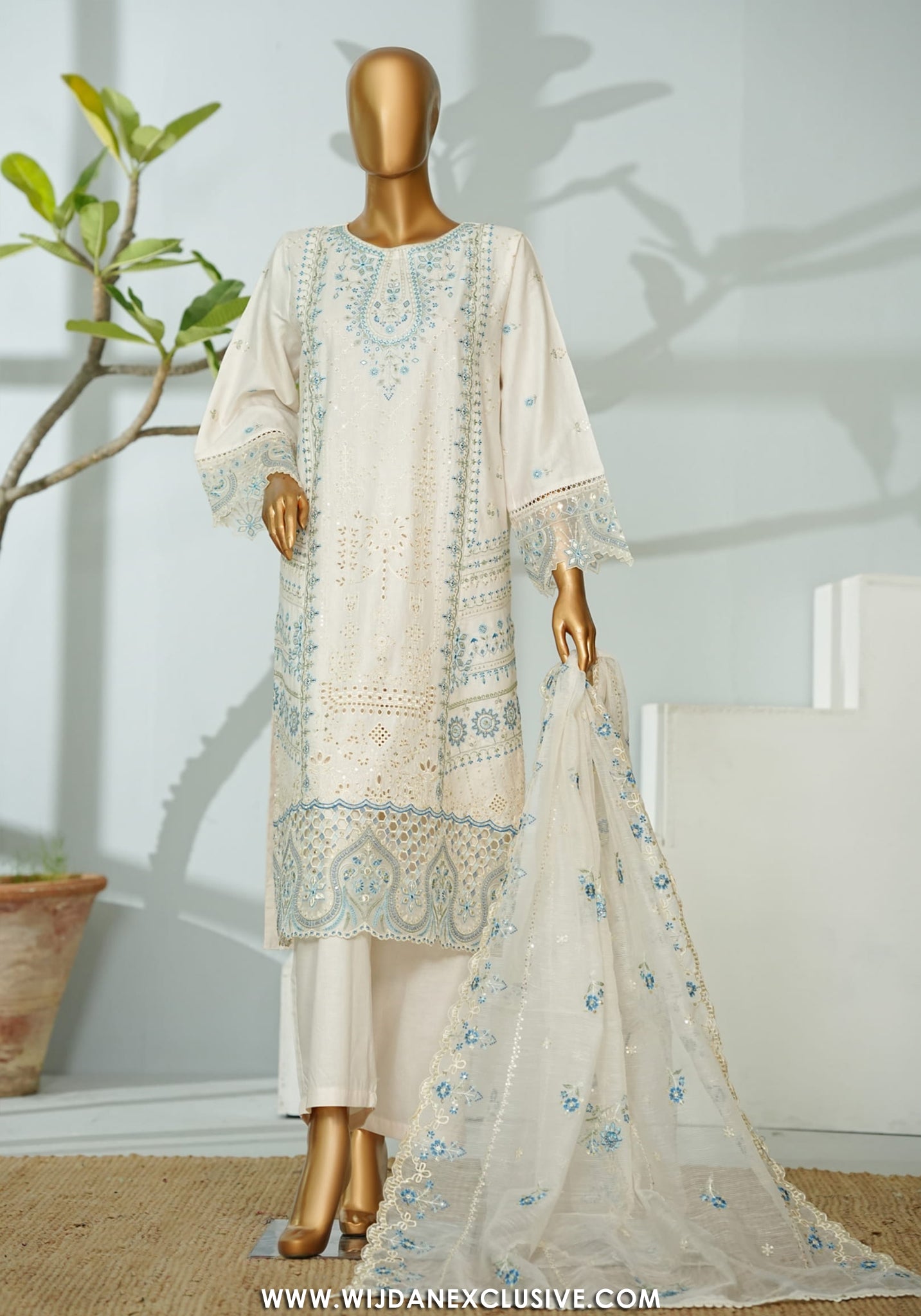 Bin Saeed Stitched Luxury Embroidered 3PC Collection - 2026 BSLE26-012