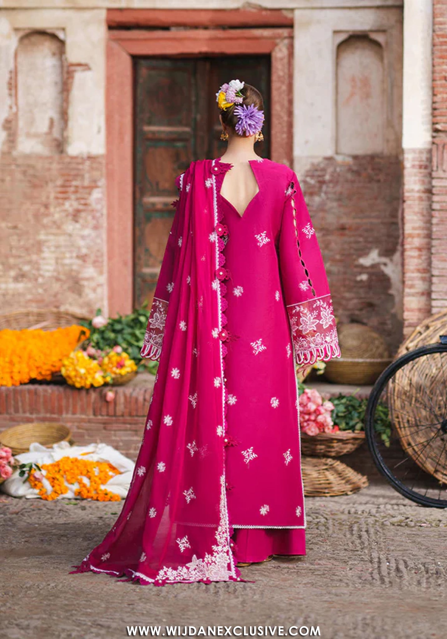 Gul by Mahnur | Unstitched Embroidered Lawn Collection - 2026 G-001