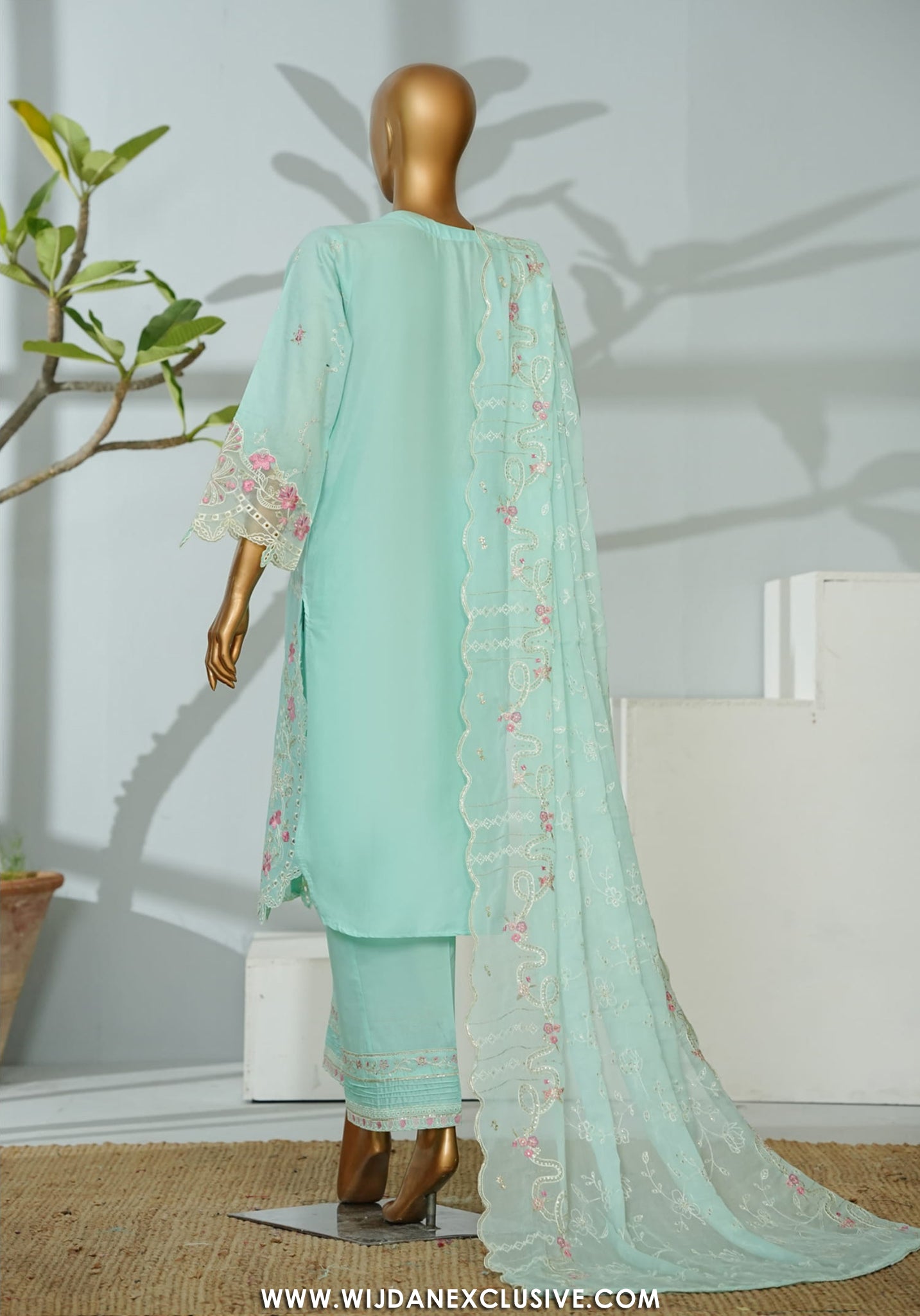 Bin Saeed Stitched Luxury Embroidered 3PC Collection - 2026 BSLE26-013