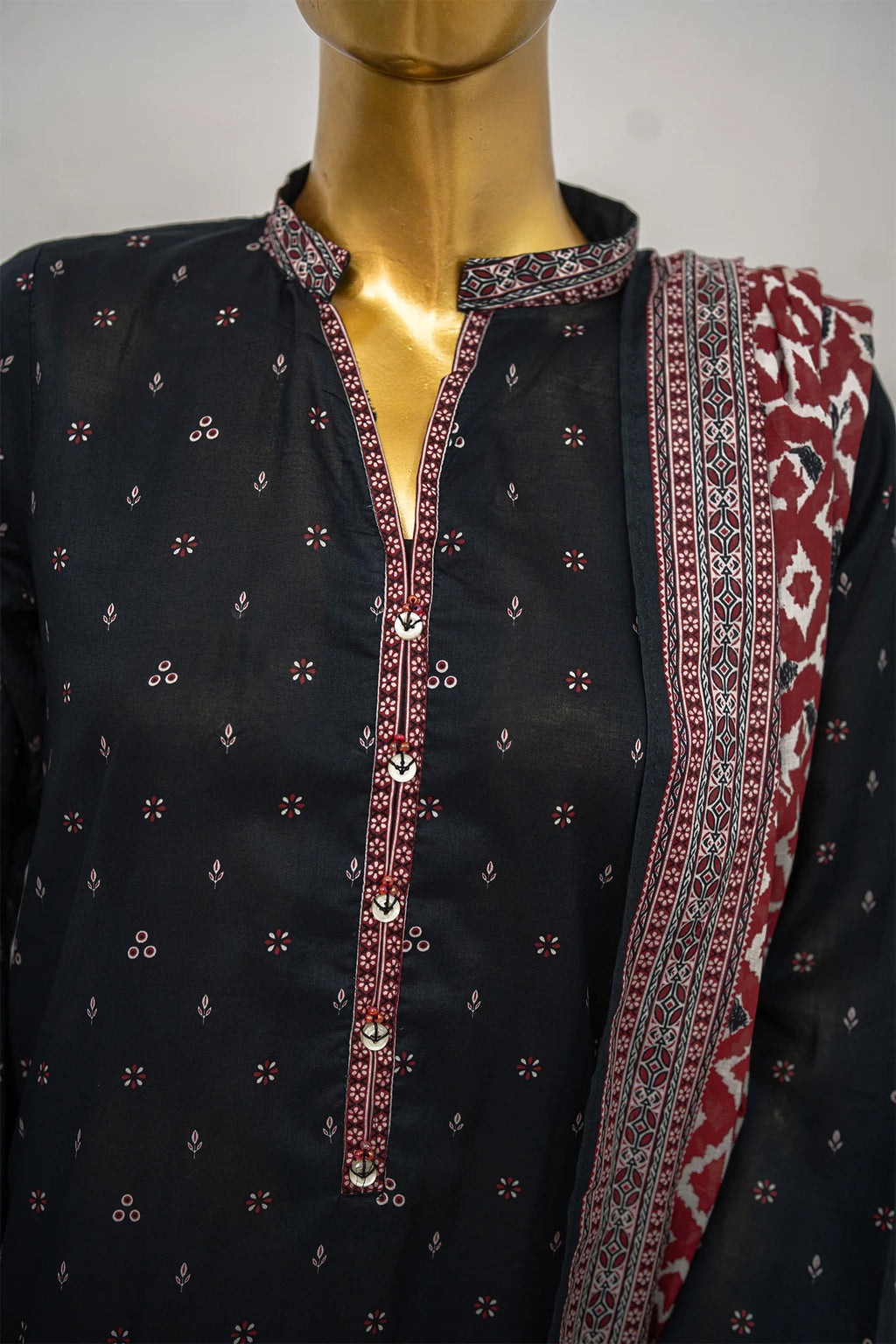 Bin Saeed Stitched Exclusive Printed Lawn Vol-07 Collection – 2026 (D-13)