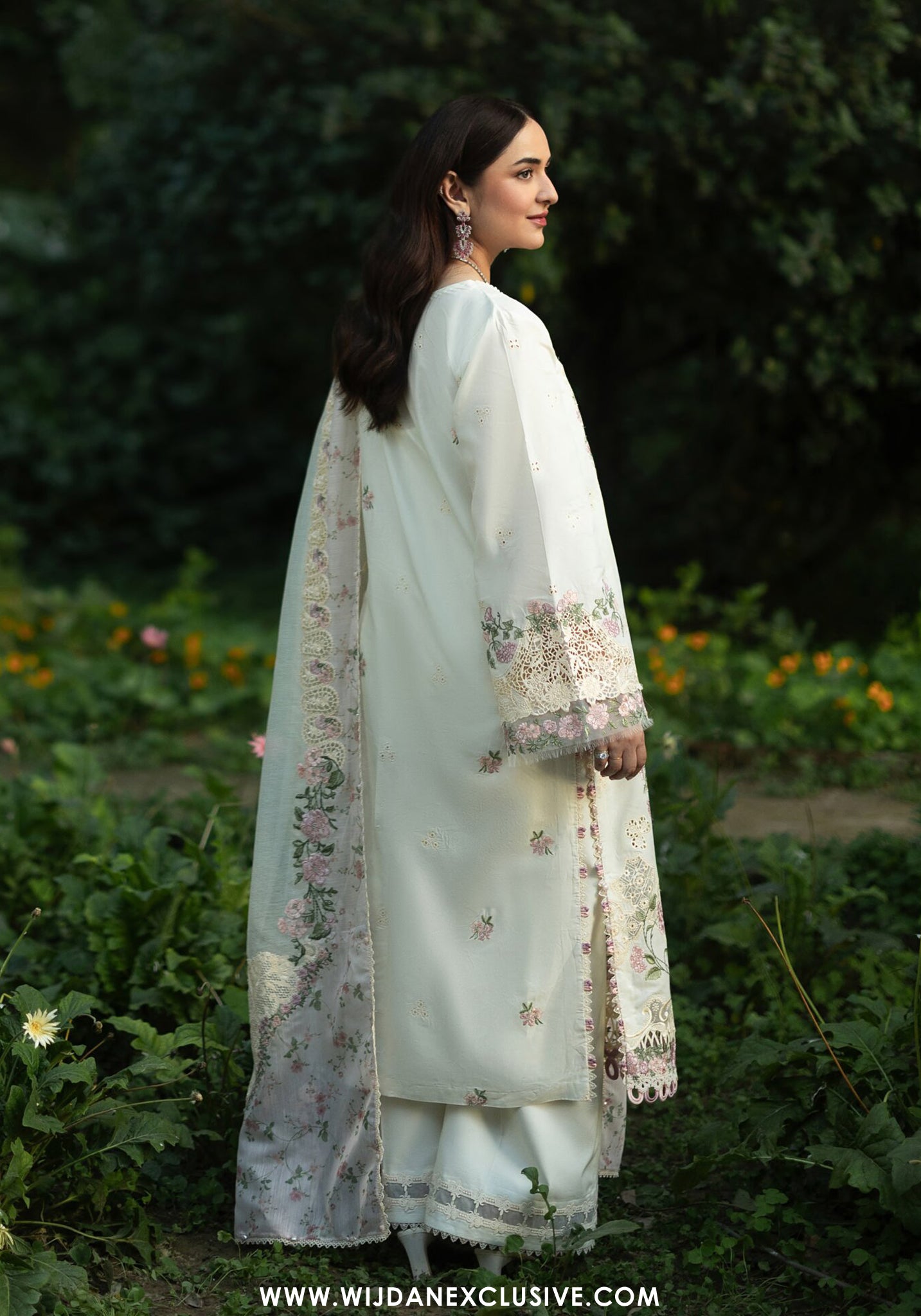Elaf Unstitched Luxury Lawn Vol-II Collection - 2026 (ELQ-7B)