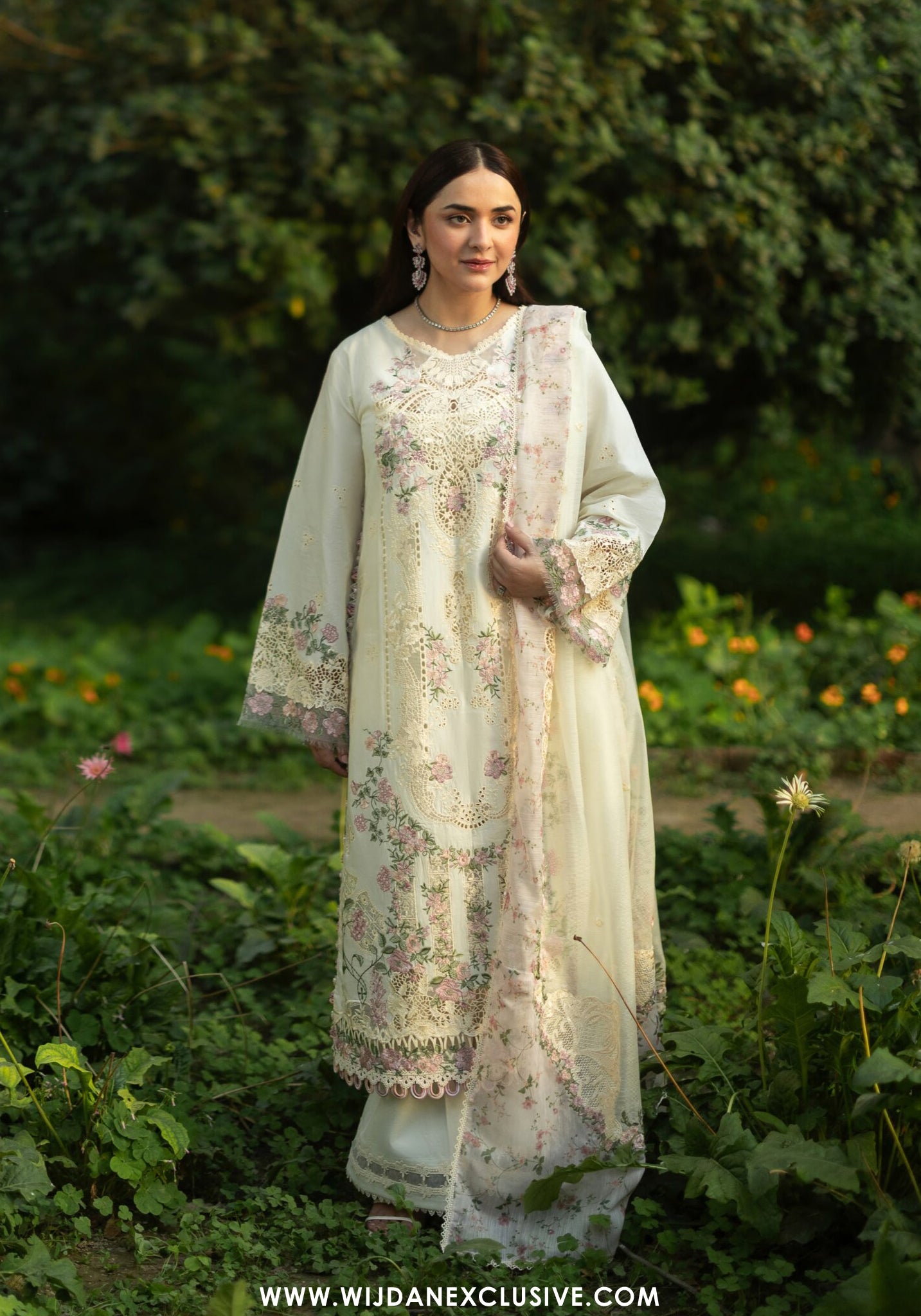 Elaf Unstitched Luxury Lawn Vol-II Collection - 2026 (ELQ-7B)
