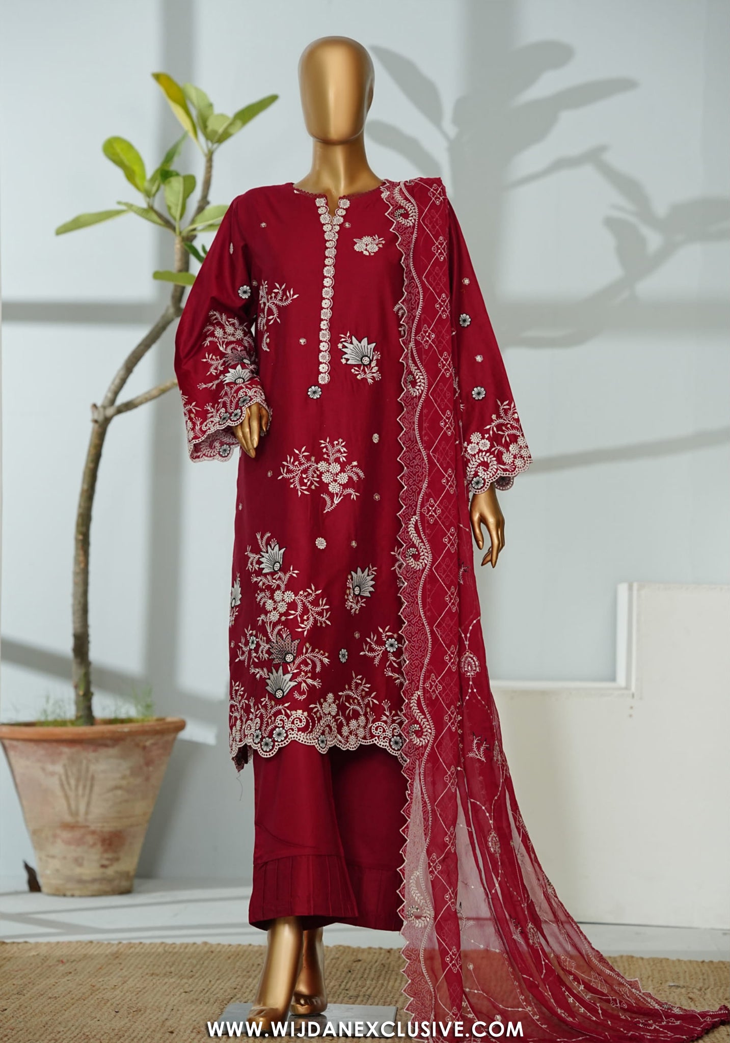 Bin Saeed Stitched Luxury Embroidered 3PC Collection - 2026 BSLE26-015