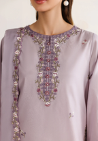 Iznik unstitched Embroidered Exclusive Lawn  Collection - 2026 (UE-692)