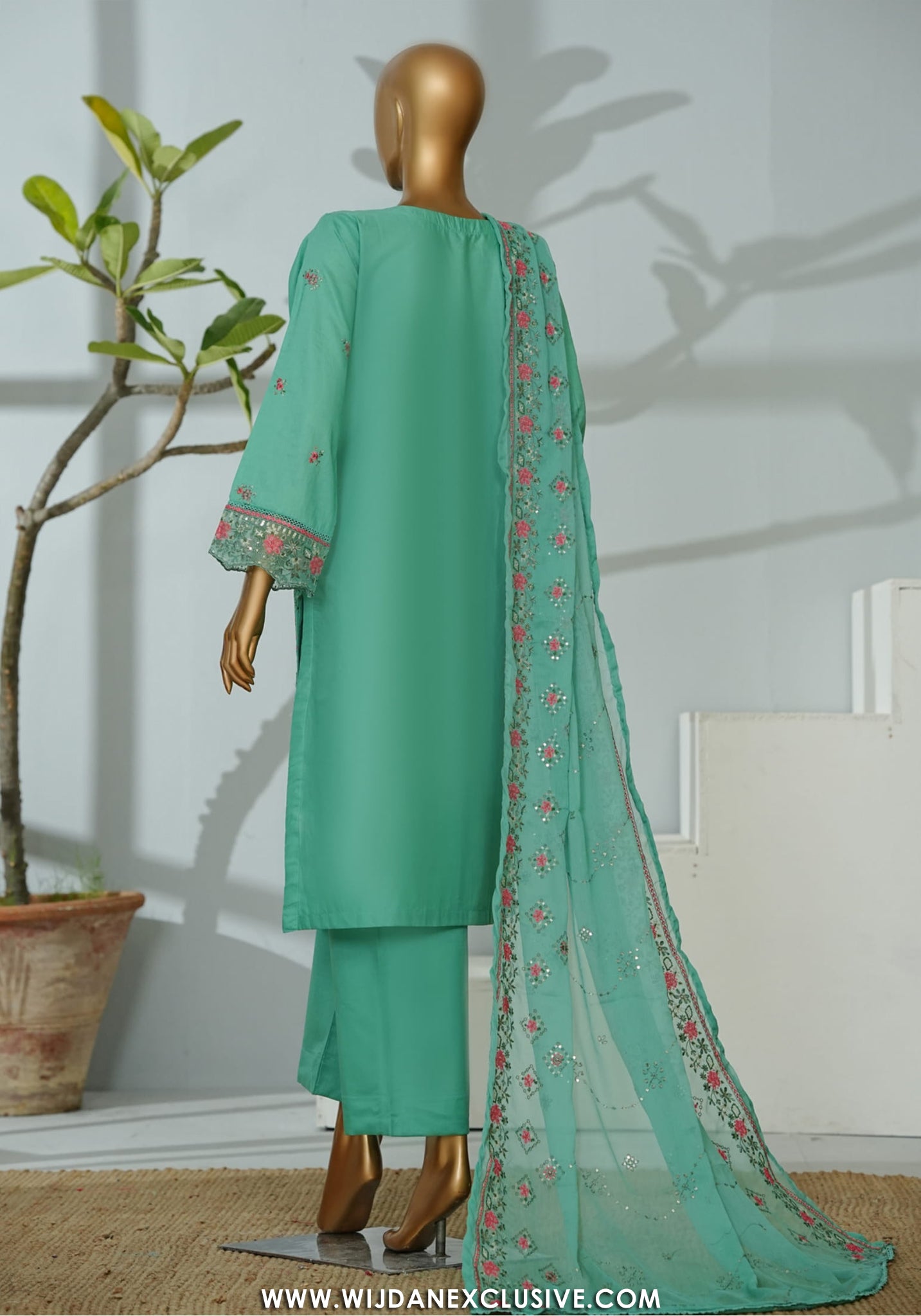 Bin Saeed Stitched Luxury Embroidered 3PC Collection - 2026 BSLE26-017