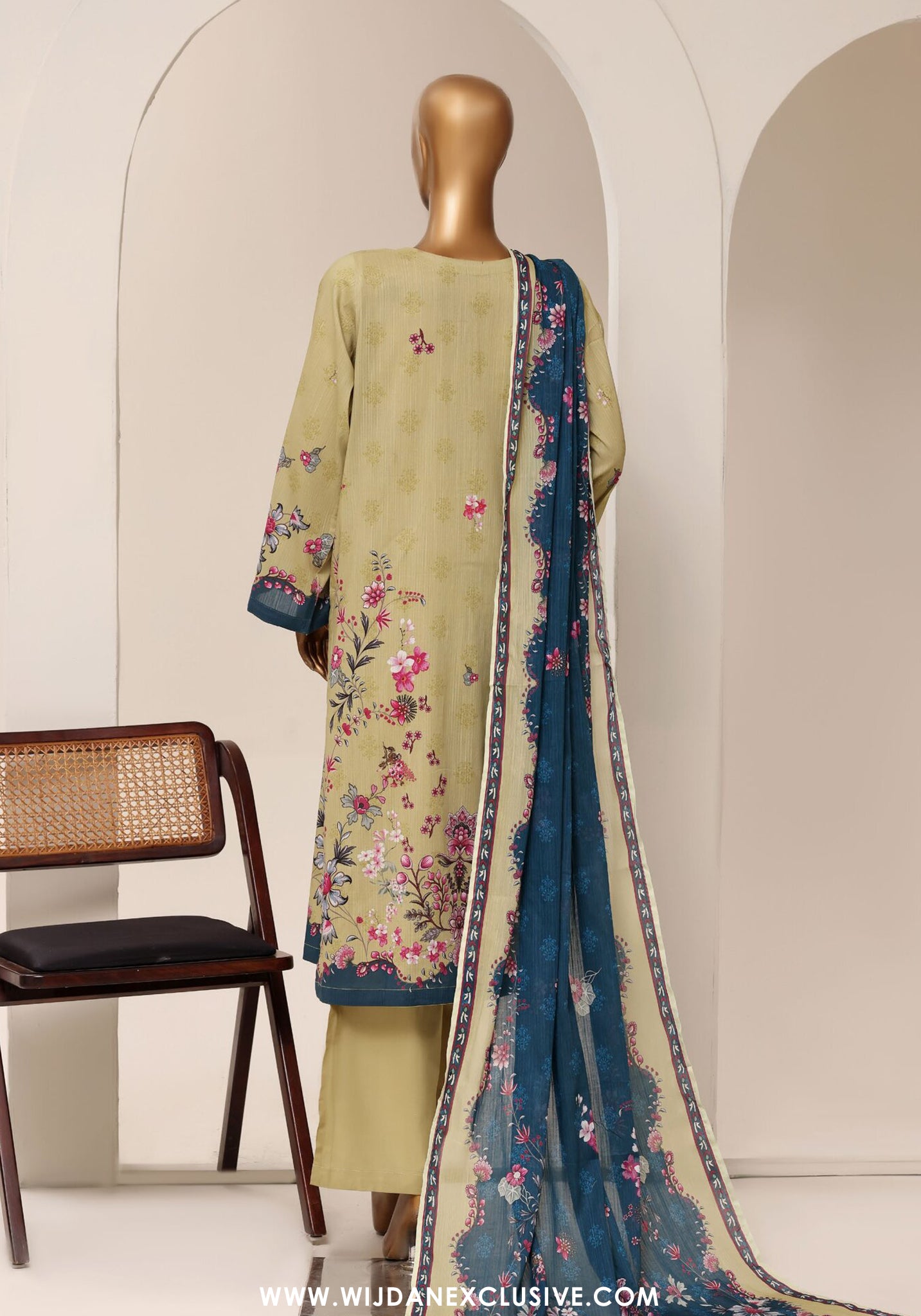 Sadabahar Stitched Printed Lawn Vol-13 Collection – 2026 (D-01)