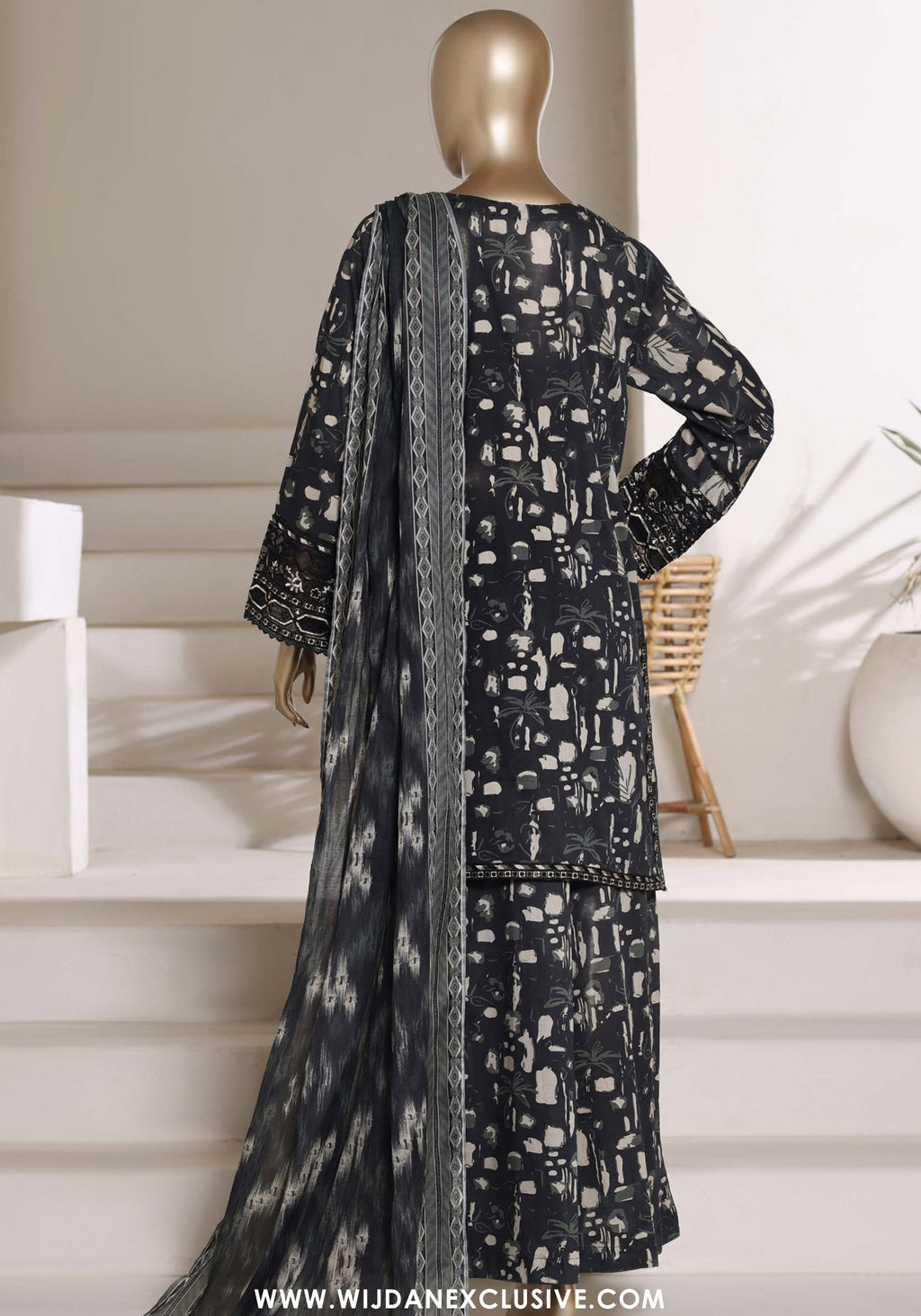 Malika by Sadabahar | Stitched Festive Vol-I Collection - 2026 (D-01)