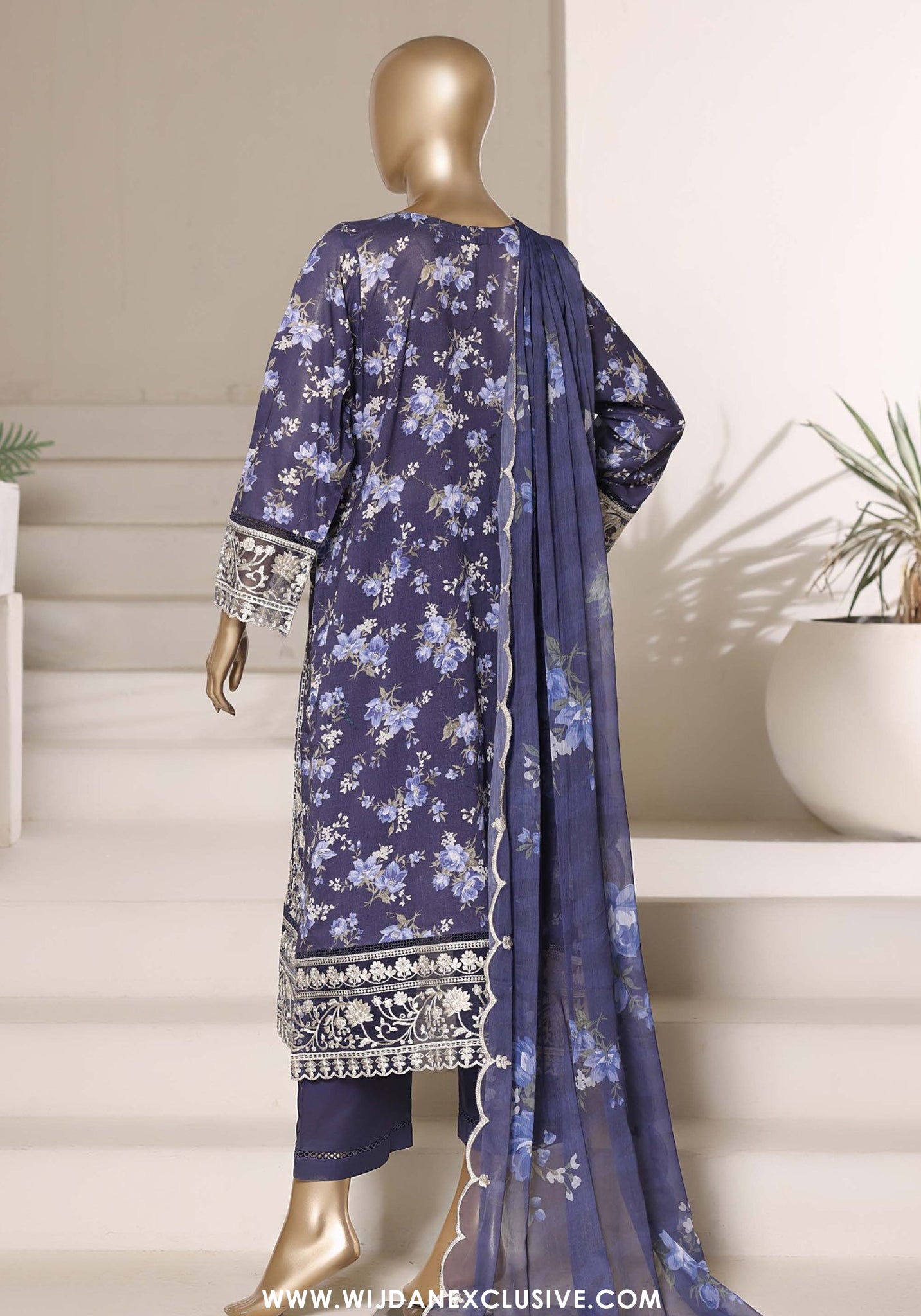 Sadabahar Signature Stitched Embroidered Lawn Vol-III Collection - 2026 (D-01)