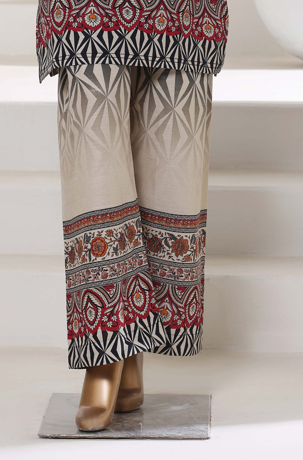 Sadabahar Printed Khaddar 2pc Co-Ord Collection - 2025 D-01