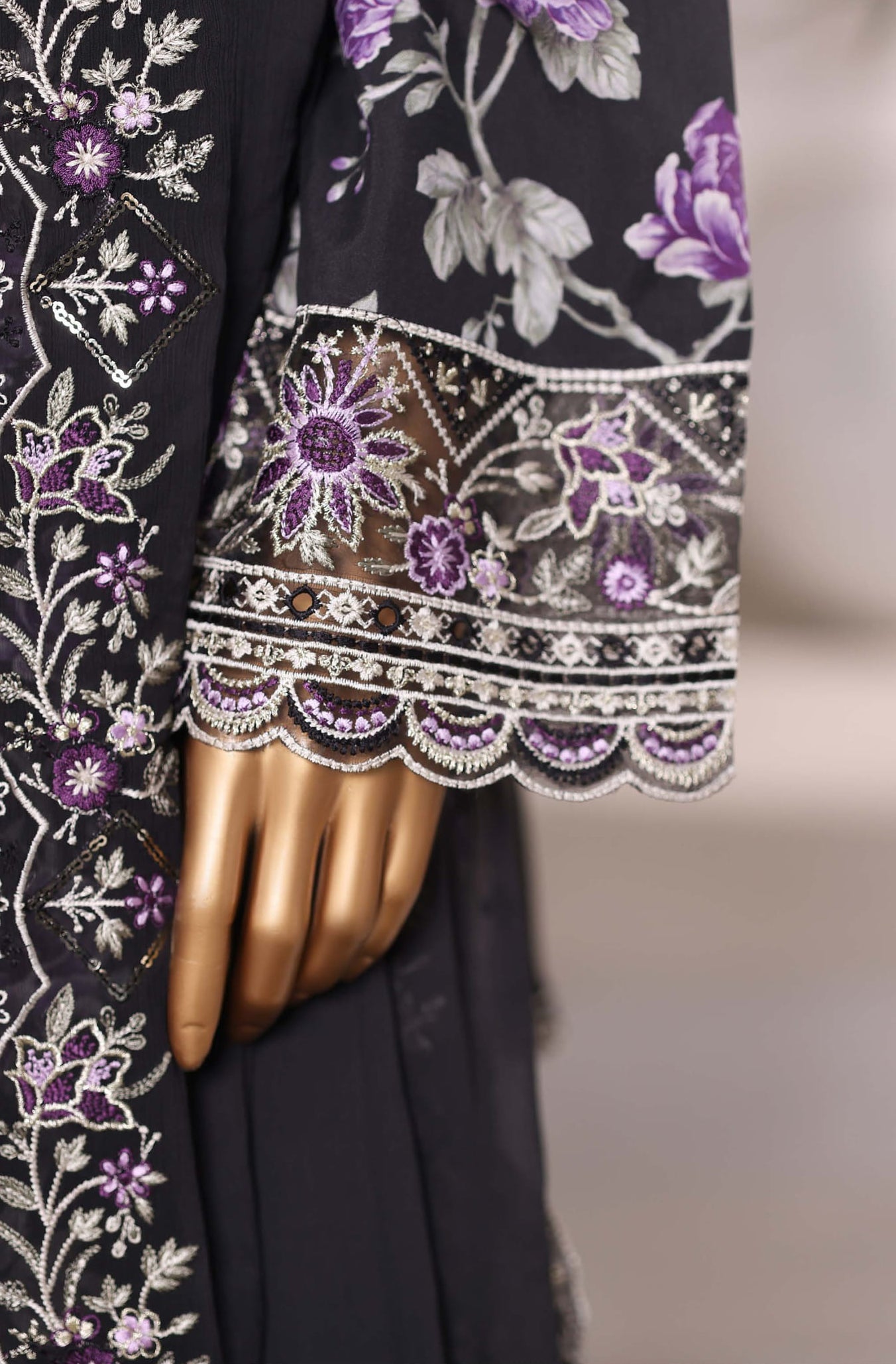 Sadabahar 3PC Stitched Luxury Embroidered Viscose Collection - 2025 (BLACK)