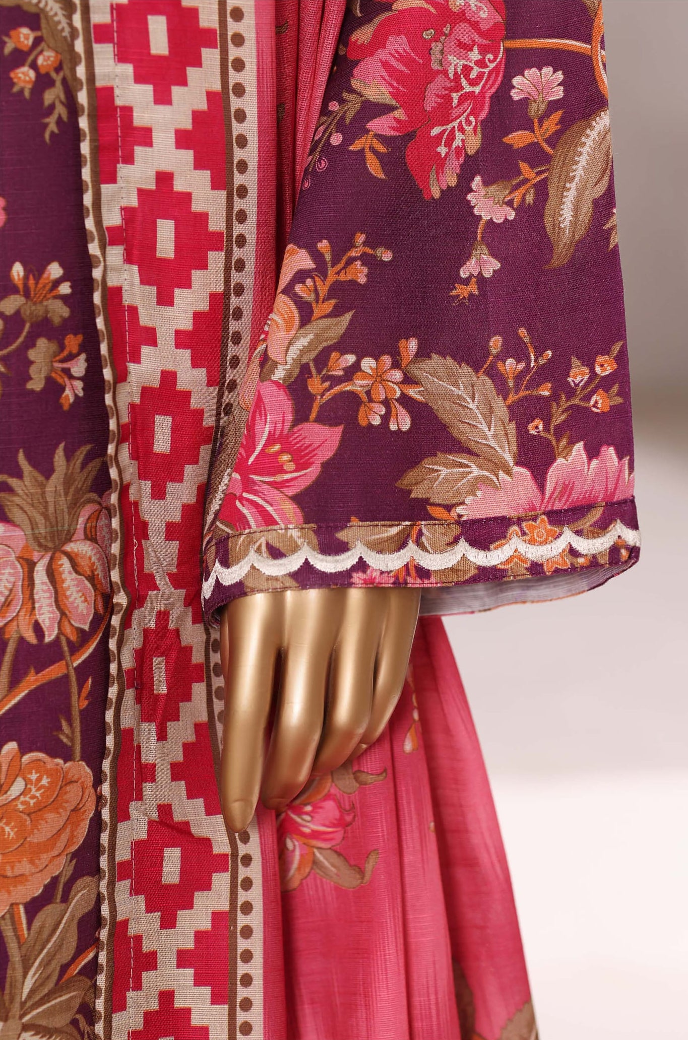 Sadabahar Stitched Khaddar Fall Embroidered Collection - 2025 (PURPLE FLORAL)