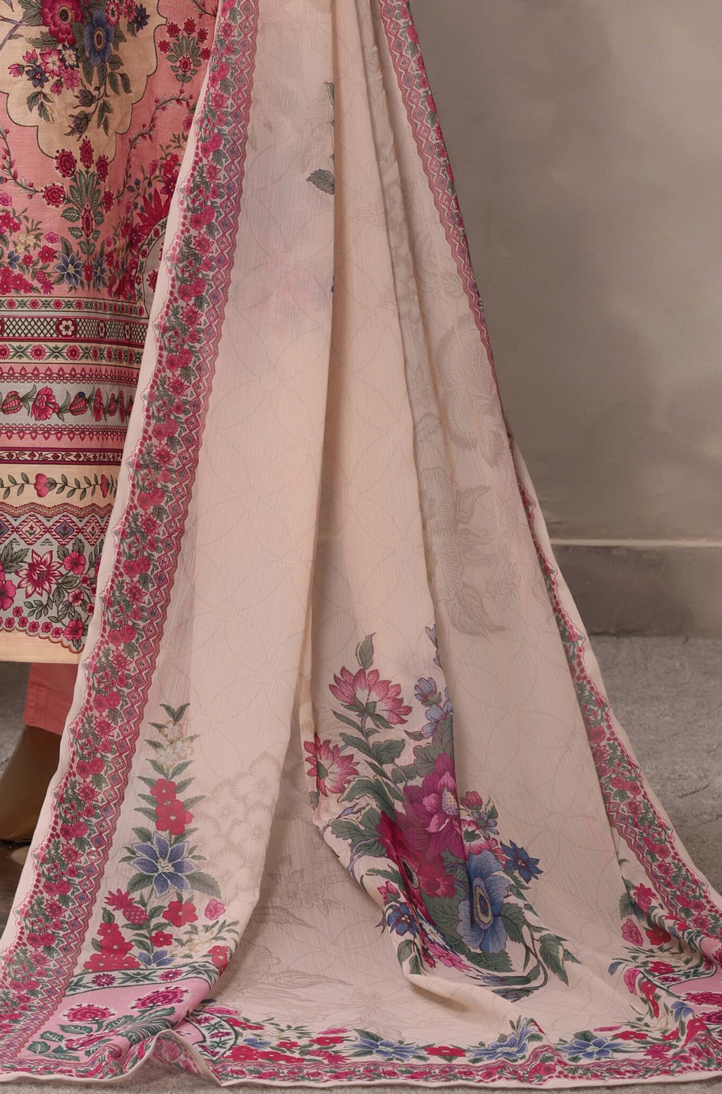 Kaftaan by Sadabahar | Stitched Chamti Printed Cotton Lawn Collection'26 (D-01)