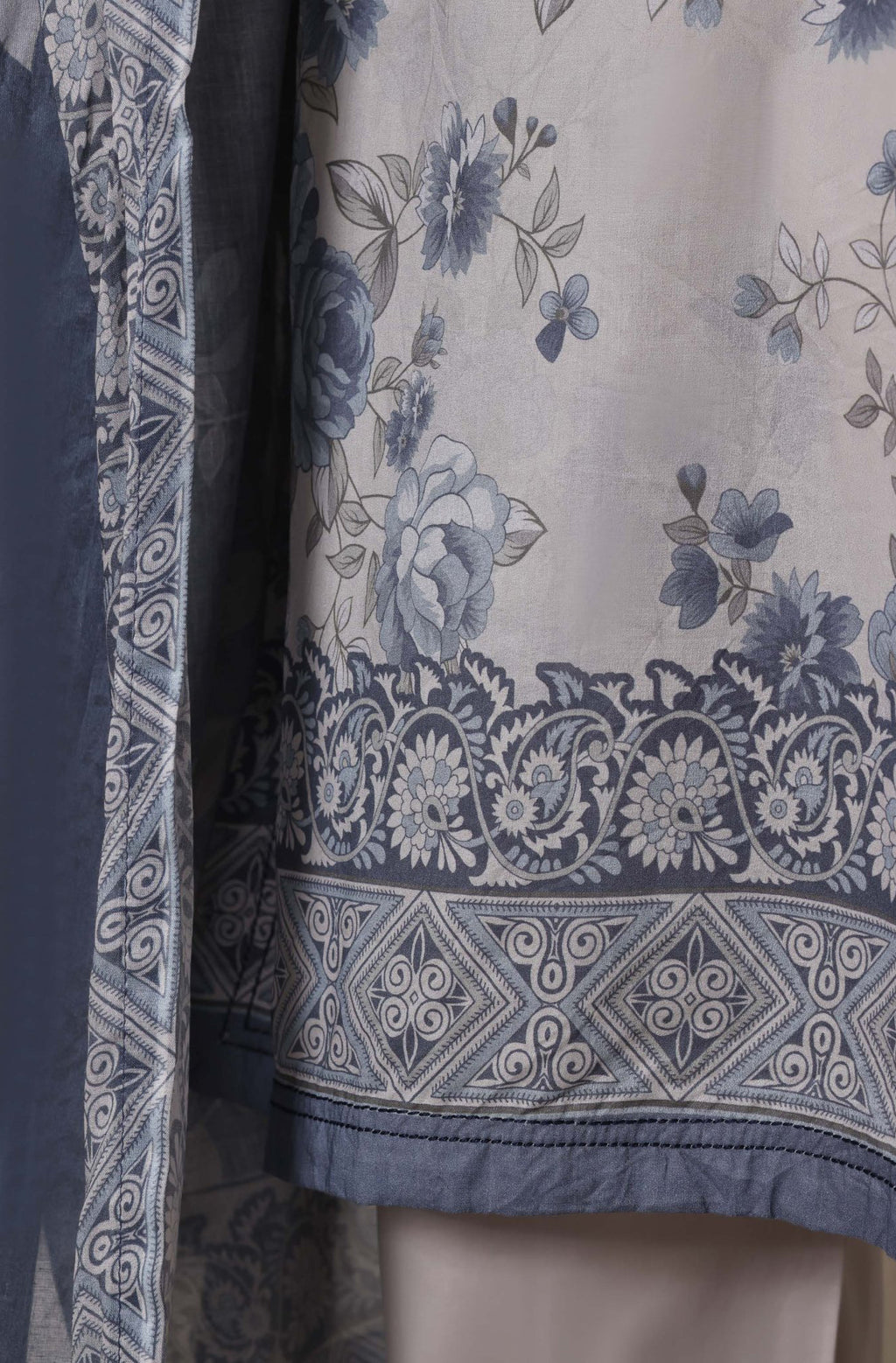 Sadabahar Stitched Printed Lawn Vol-II Collection - 2026 (D-01)