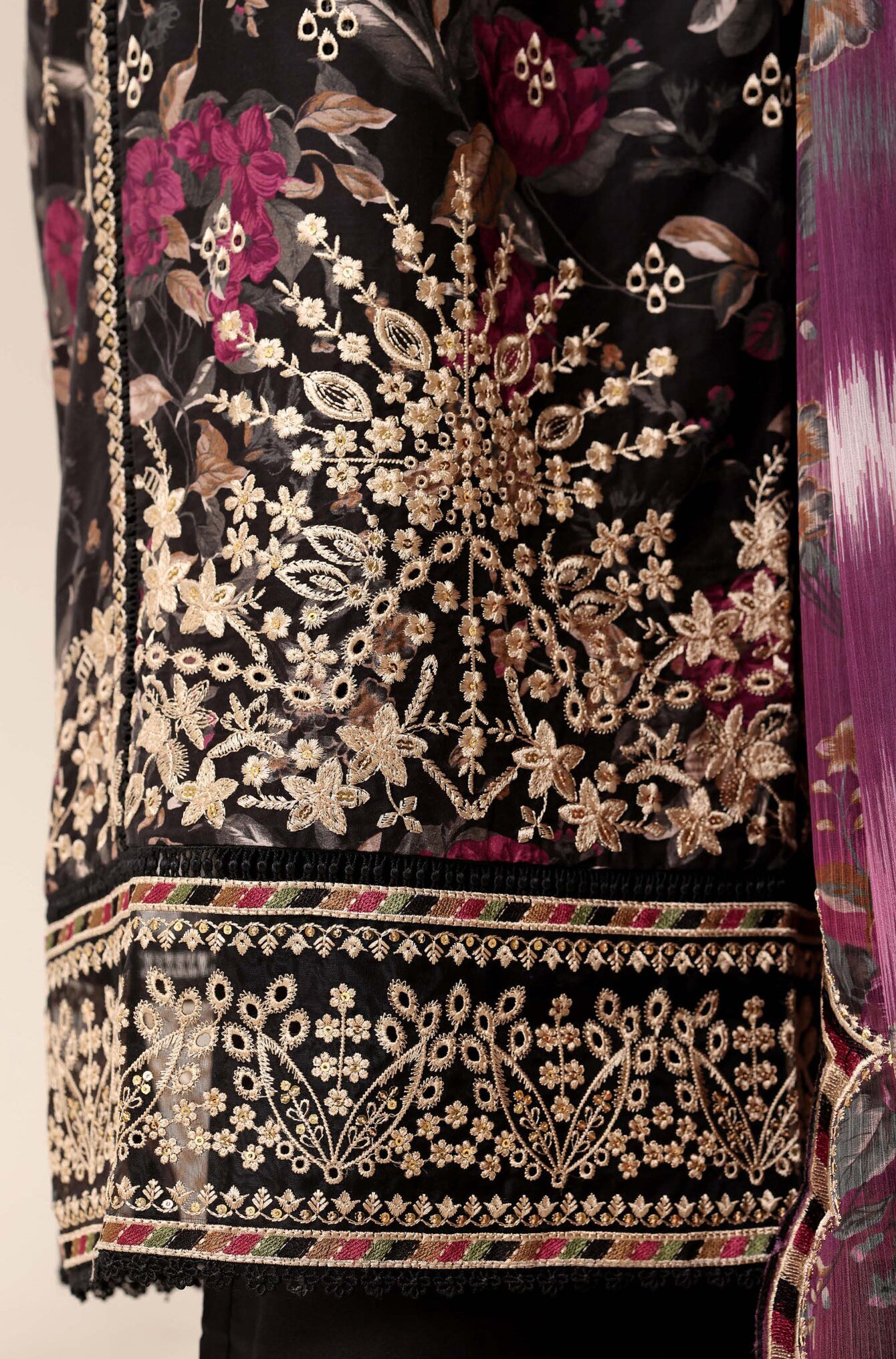Signature by Sadabahar | Stitched Embroidered Festive Collection - 2026 (D-01)