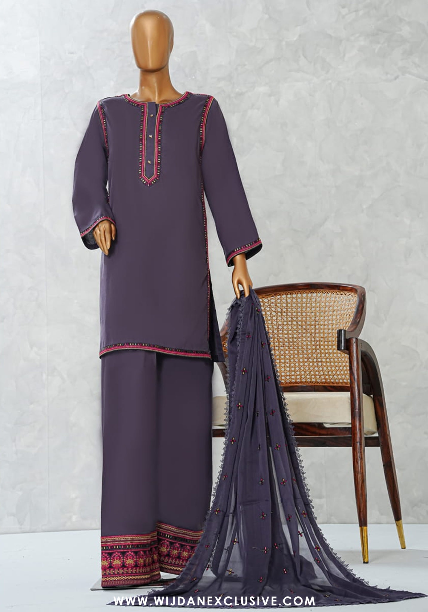 Nazakat Noir Luxe Pret Eid Edit-2025 Vol-02 by Amna Khadija NLE-AK-01