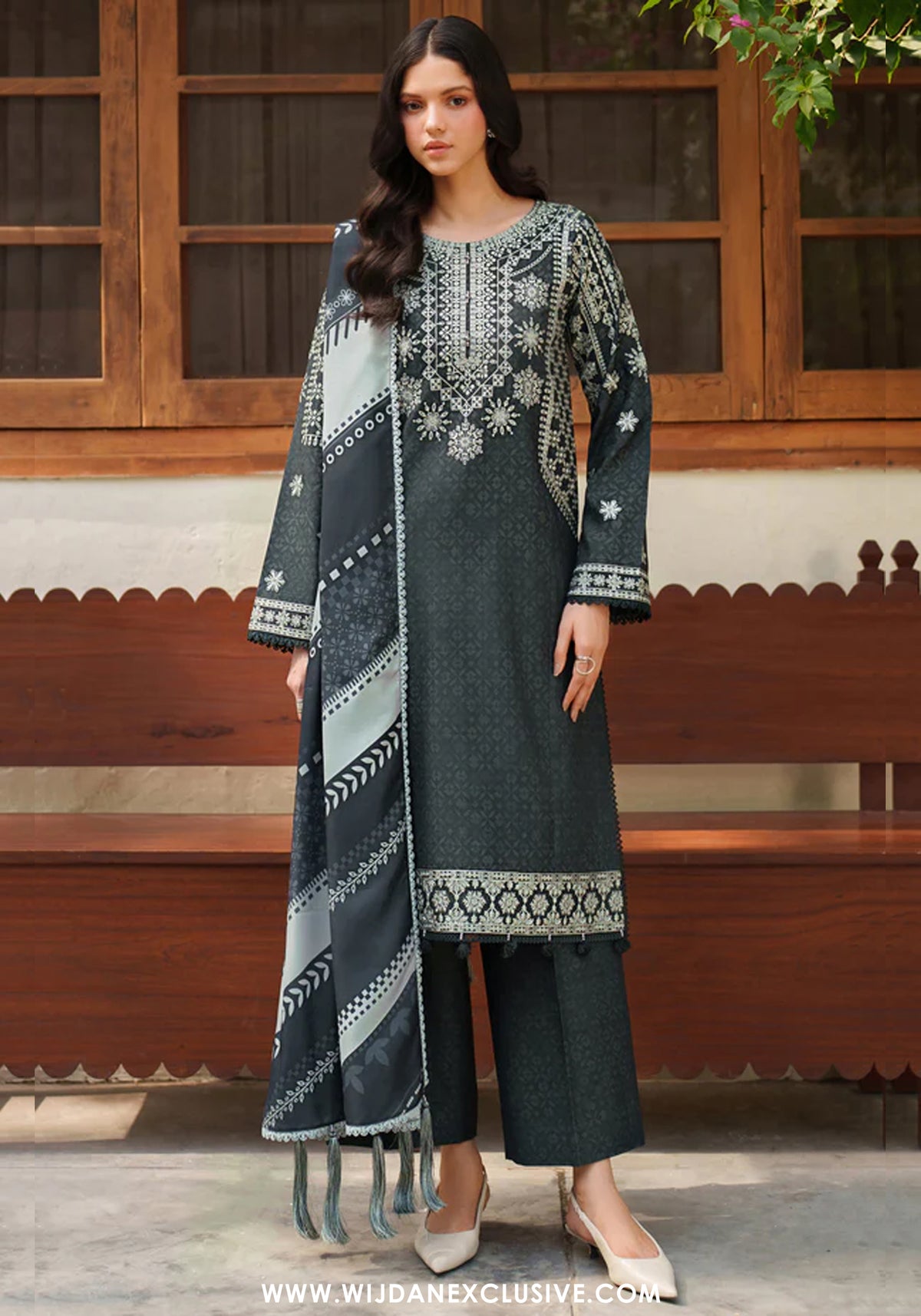 Meline by Farasha | Unstitched Premium Viscose Collection - 2025 (SLATE GRAY)