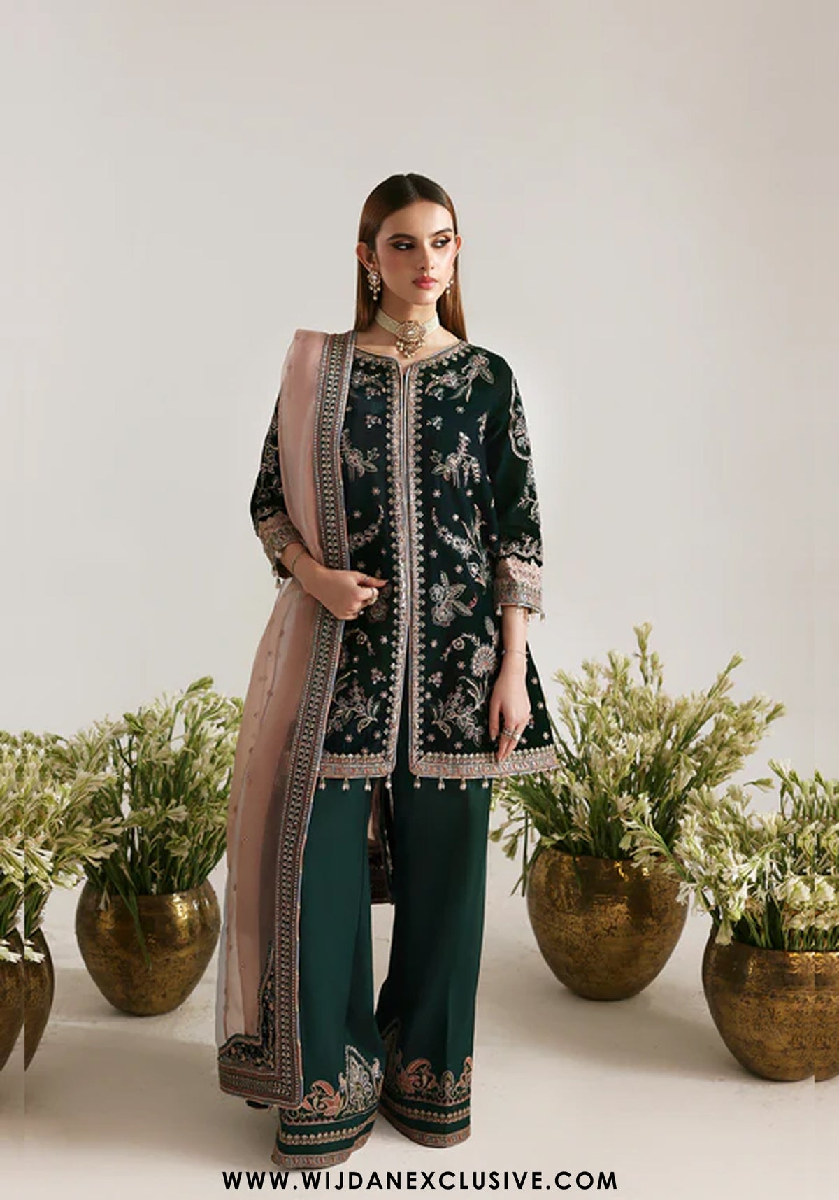 Zarposh by Emaan Adeel | Unstitched Velvet Collection - 2025 (MEHRUUNISA)