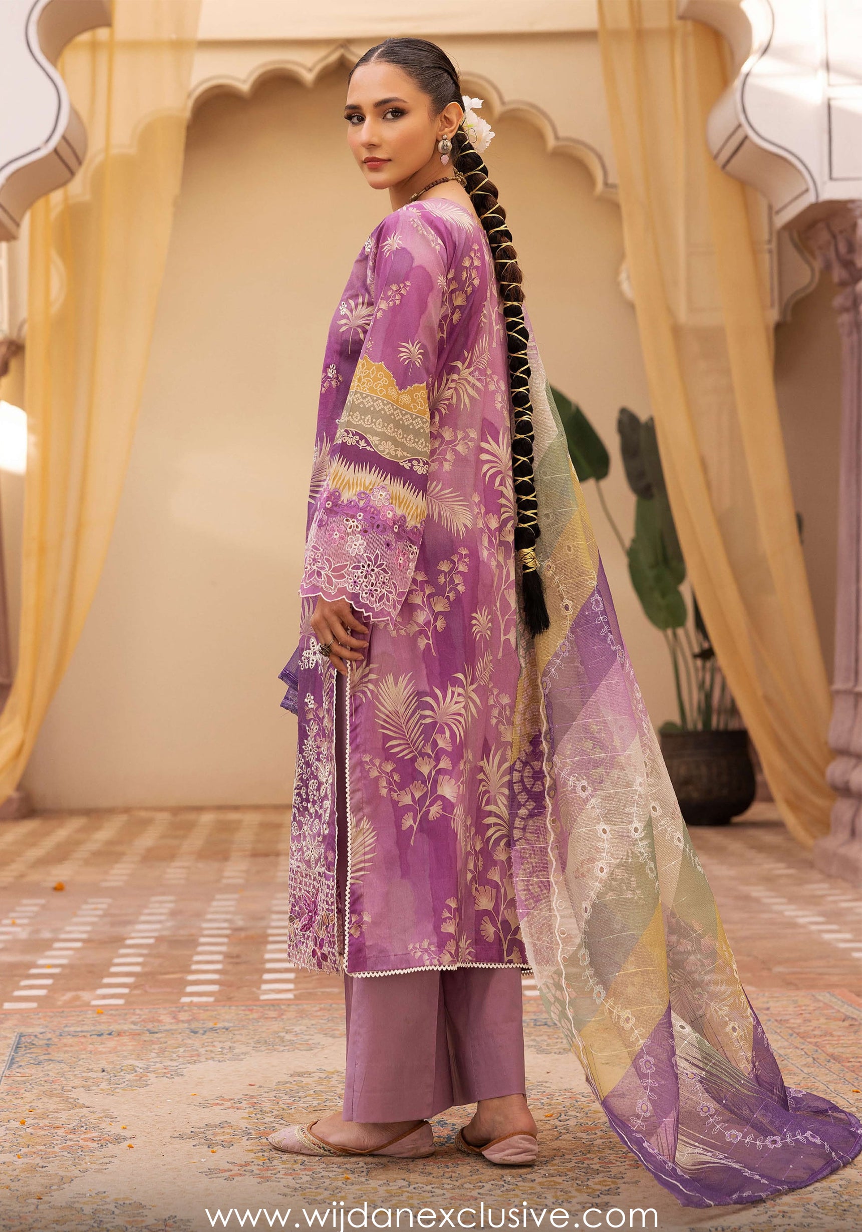 Morni Signature Lawn Collection by Nur D-01