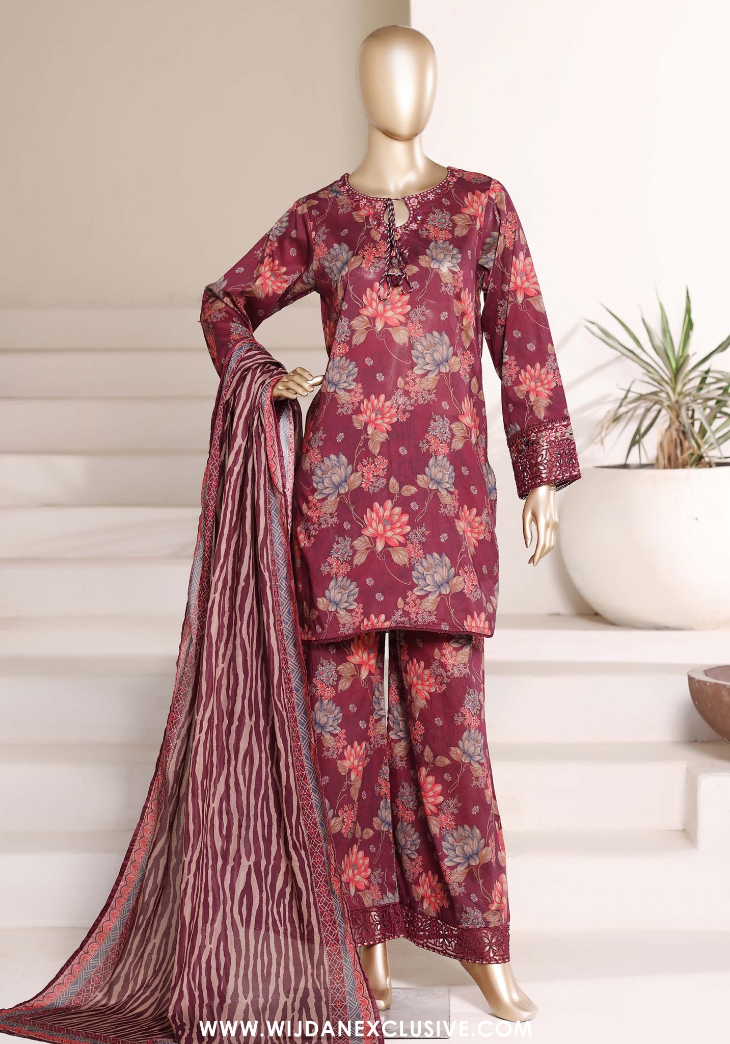 Malika by Sadabahar | Stitched Festive Vol-II Collection - 2026 (D-01)