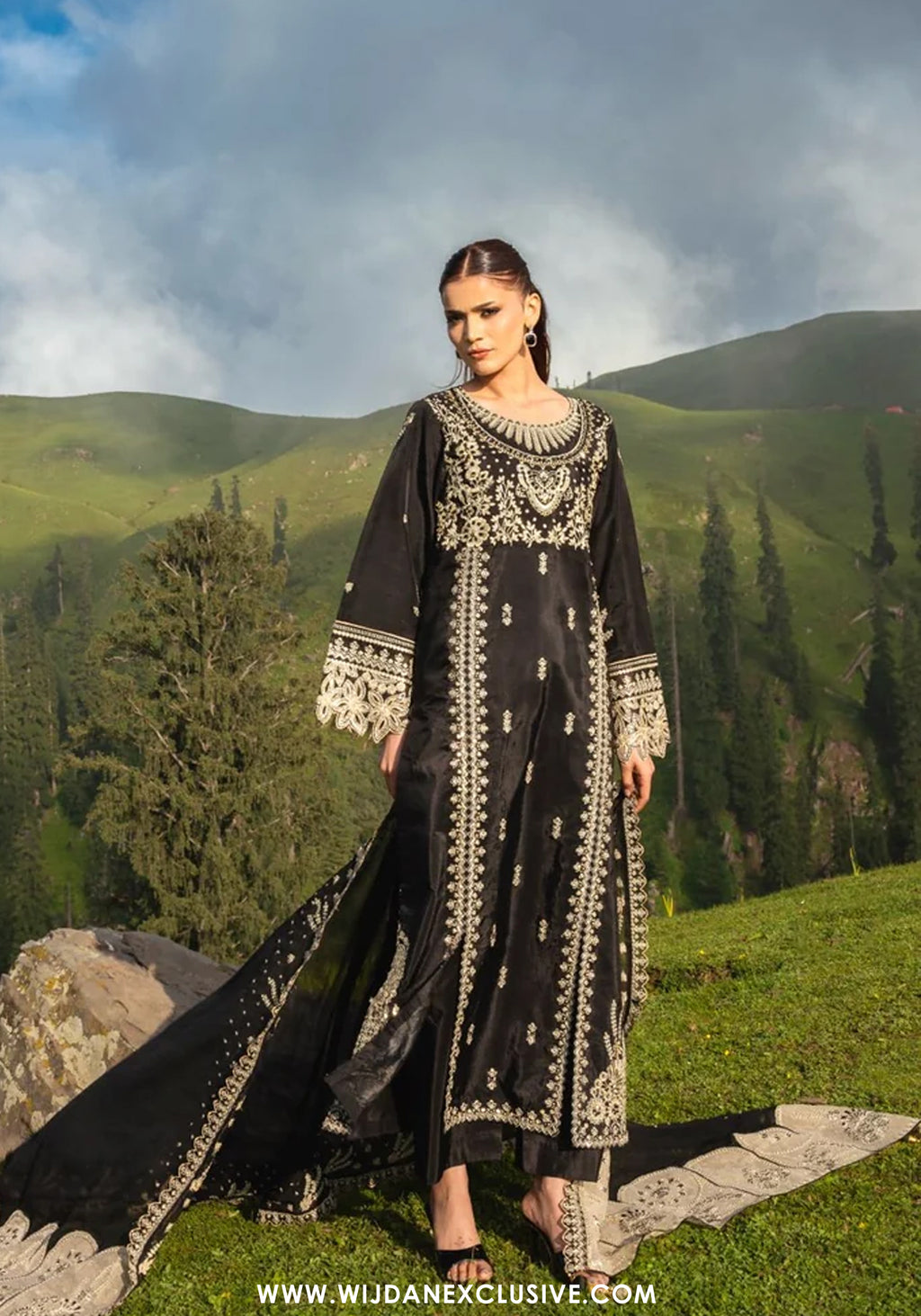 Dastaan by Zebtan | Unstitched Embroidered Formal Collection - 2026 (D-08)