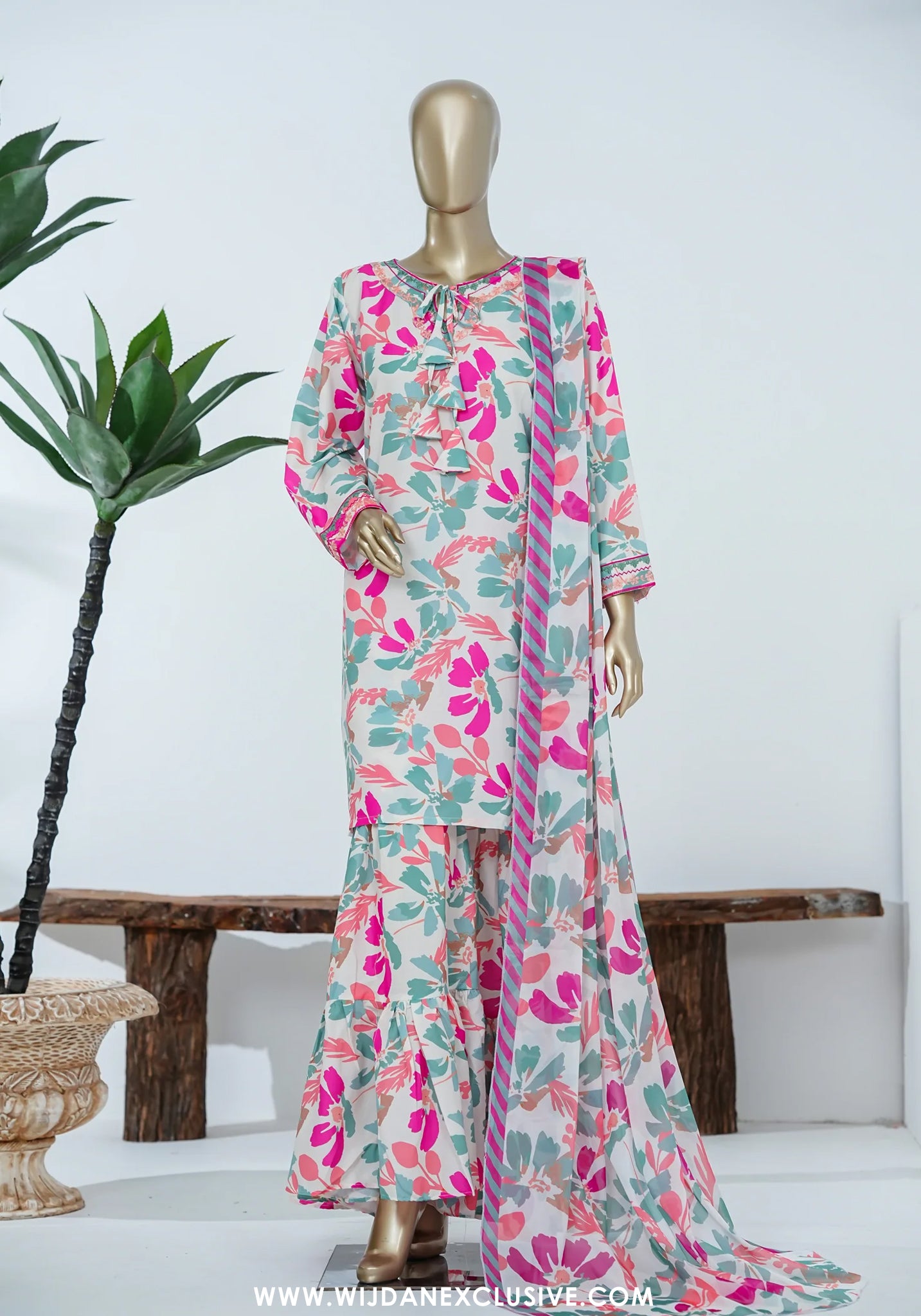 Noor e Eid by Amna Khadija | Stitched Lawn Collection - 2026