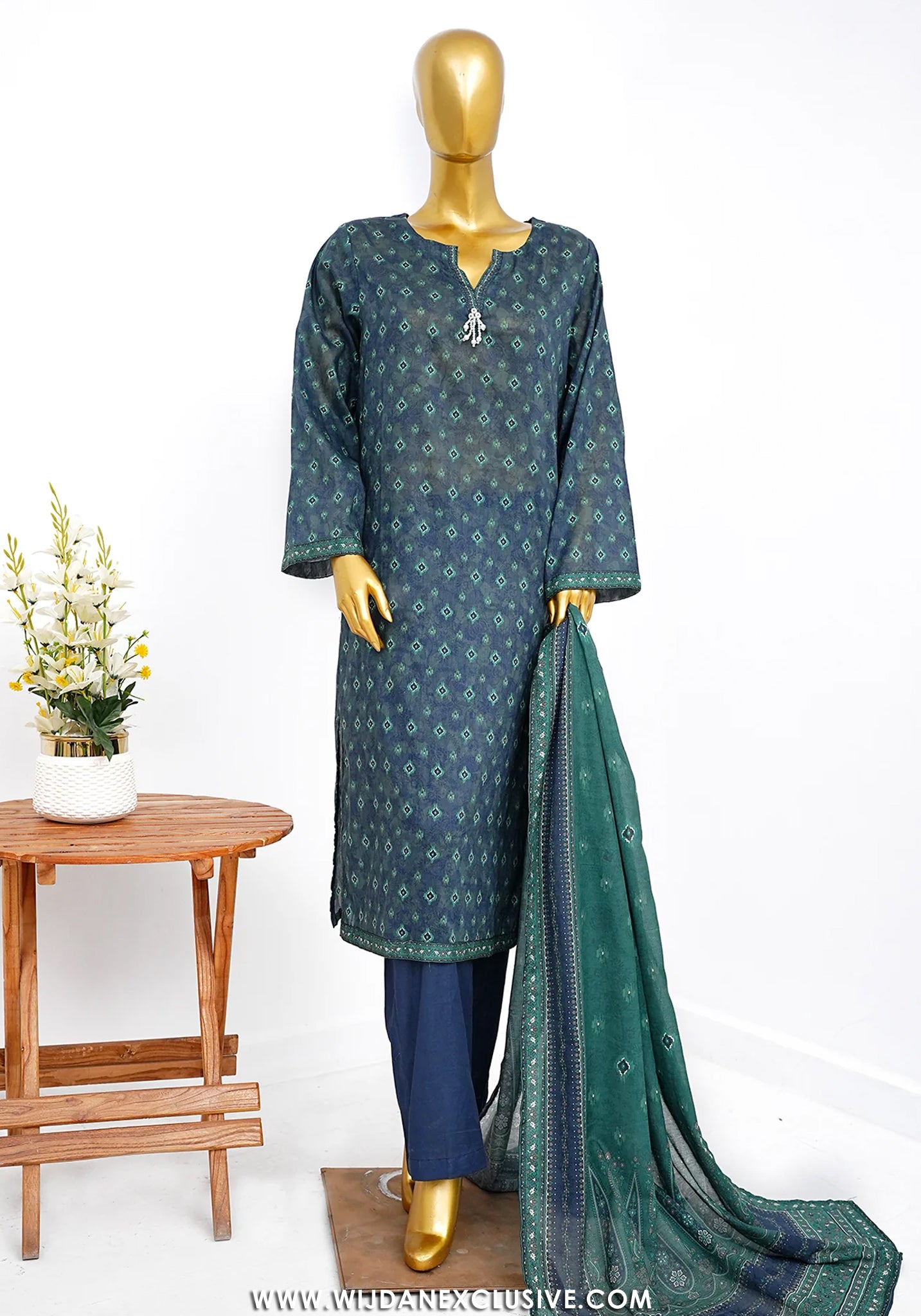 Bin Saeed Stitched Exclusive Printed Lawn Vol-10 Collection – 2026 (D-01)
