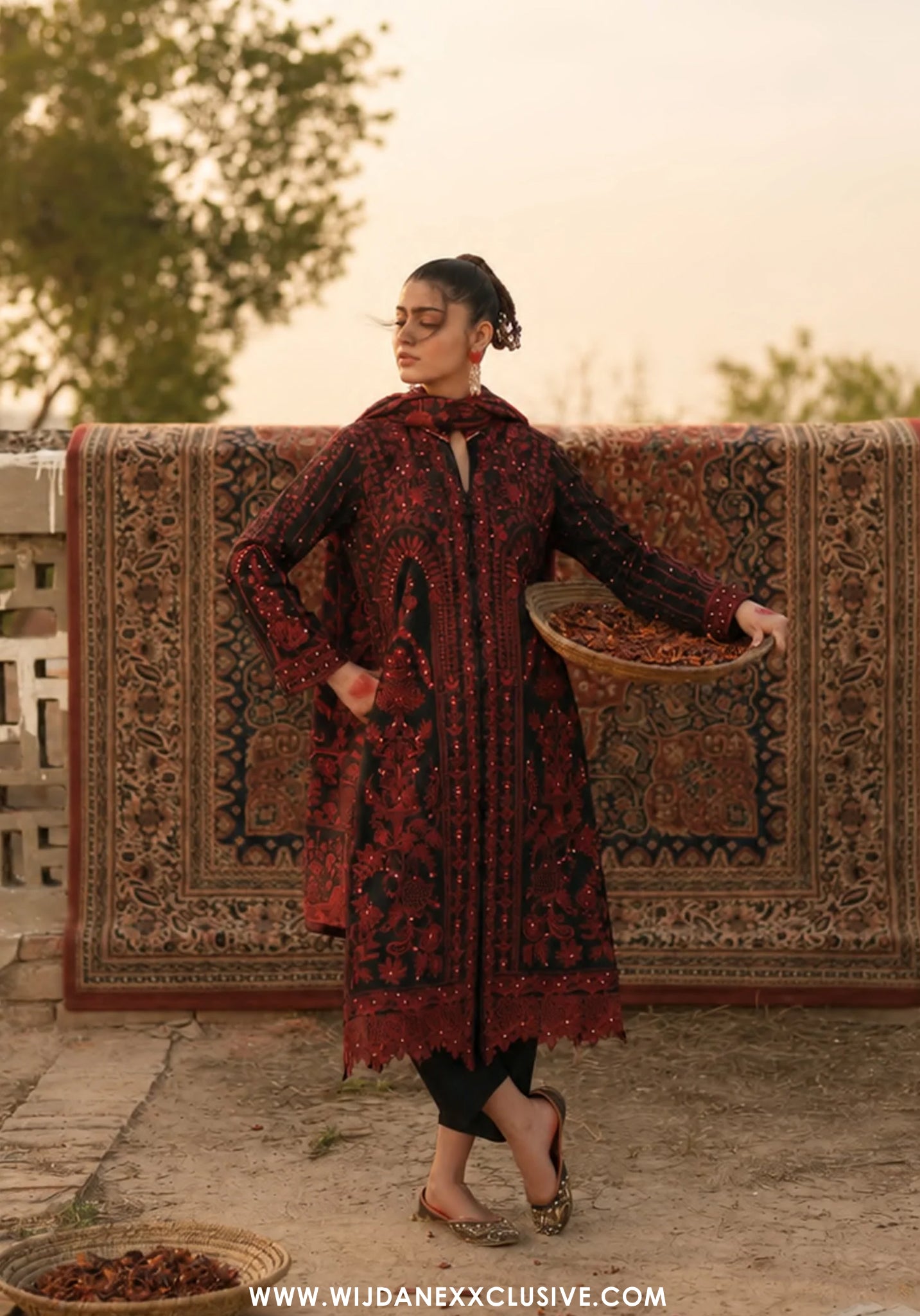 Casual Lite Her Stitched Embroidered Summer Cotton Lawn Collection - 2026 (D-01)