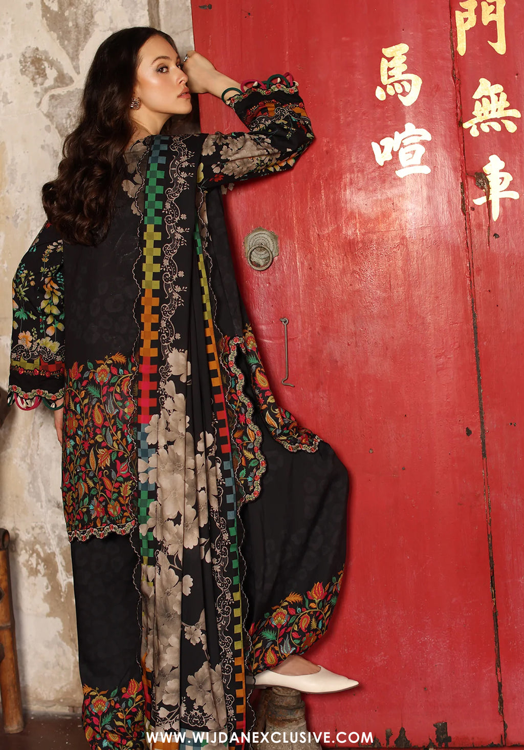 Combination by Charizma | Unstitched Embroidered Linen Collection - 2026 (CCW7-01)