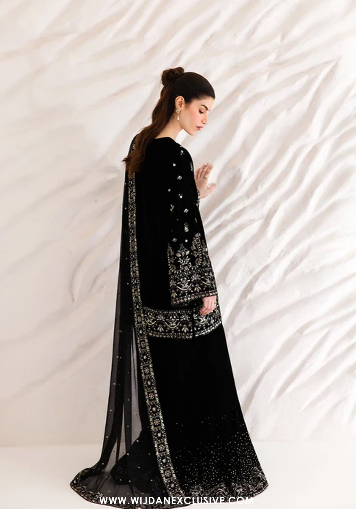 The Velvet Affair by Emaan Adeel | Unstitched Formal Embroidered Collection'26 (LIVIA)