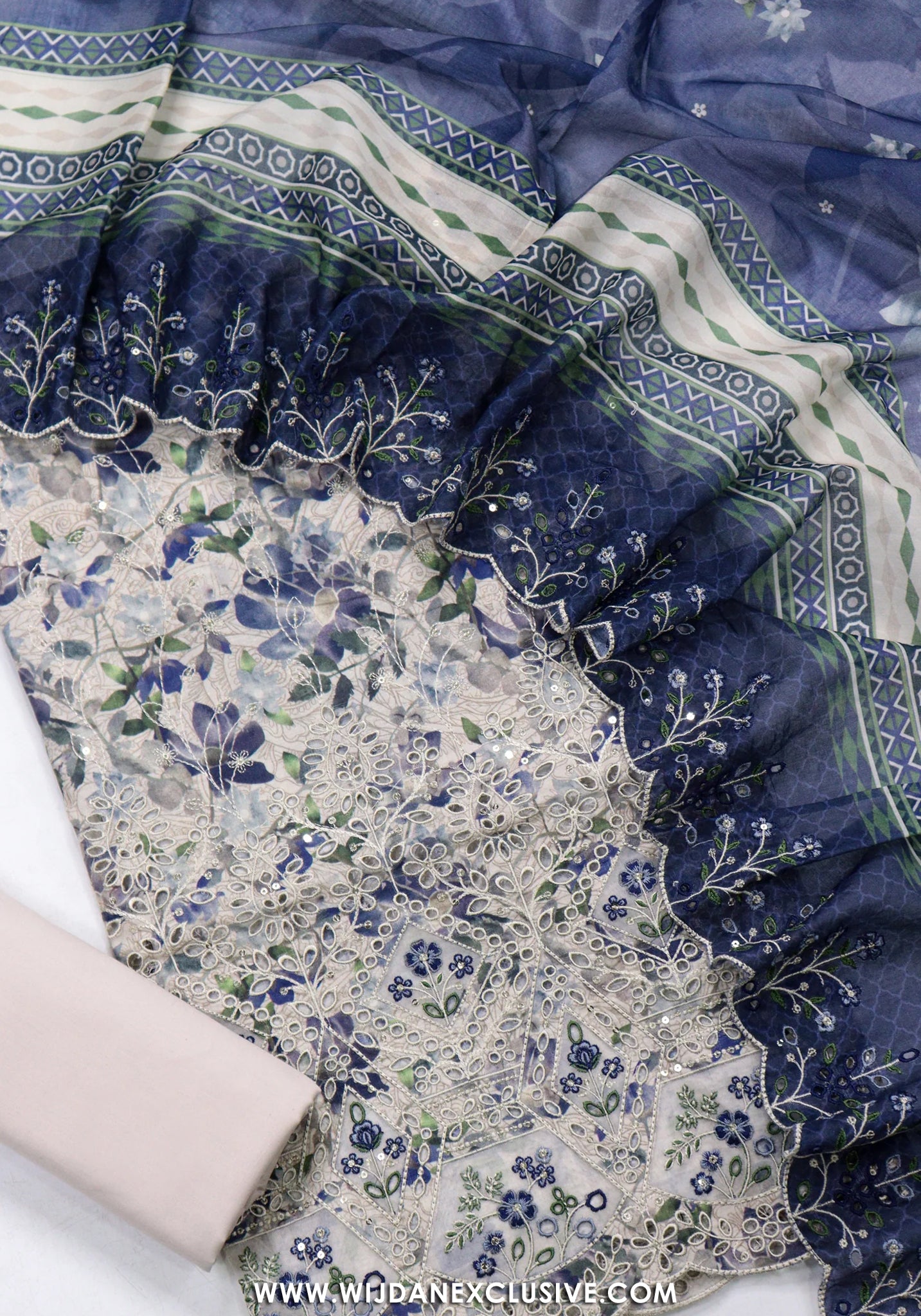 Bin Saeed Unstitched Embroidered Lawn Vol-I Collection - 2026 BS26LE|08