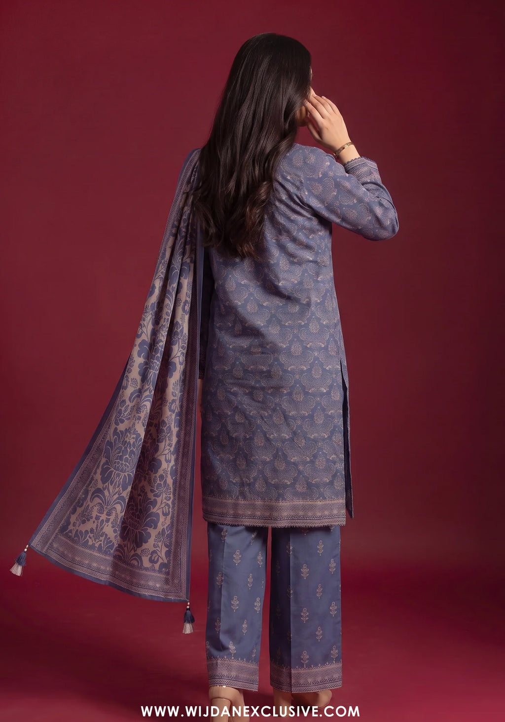 Rang E Bahar by Amna Khadija | Stitched Embroidered Lawn Collection - 2026 (D-01)