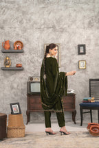 Yaadein by Tawakkal | Unstitched Fancy Heay Emb Velvet Collection - 2026 (D-5937)