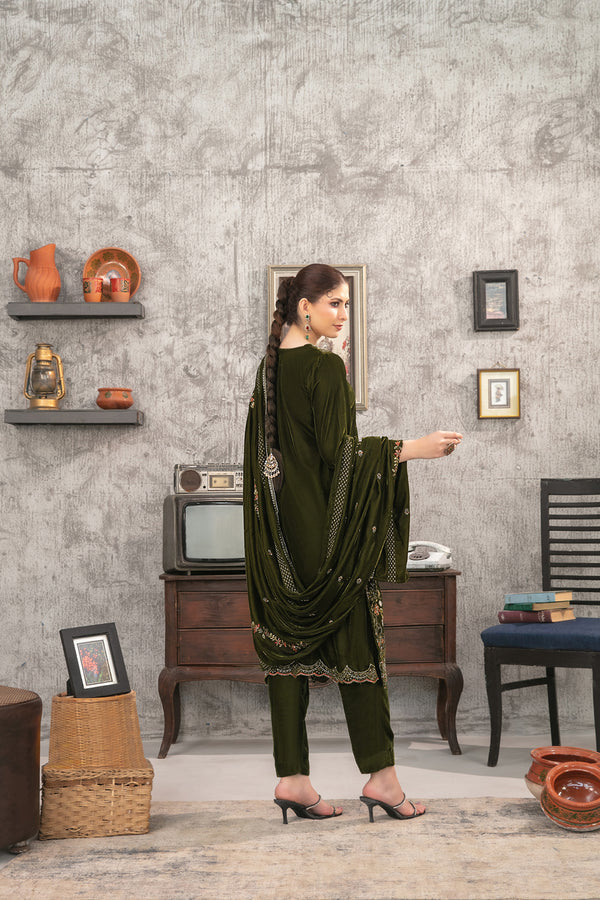 Yaadein by Tawakkal | Unstitched Fancy Heay Emb Velvet Collection - 2026 (D-5937)