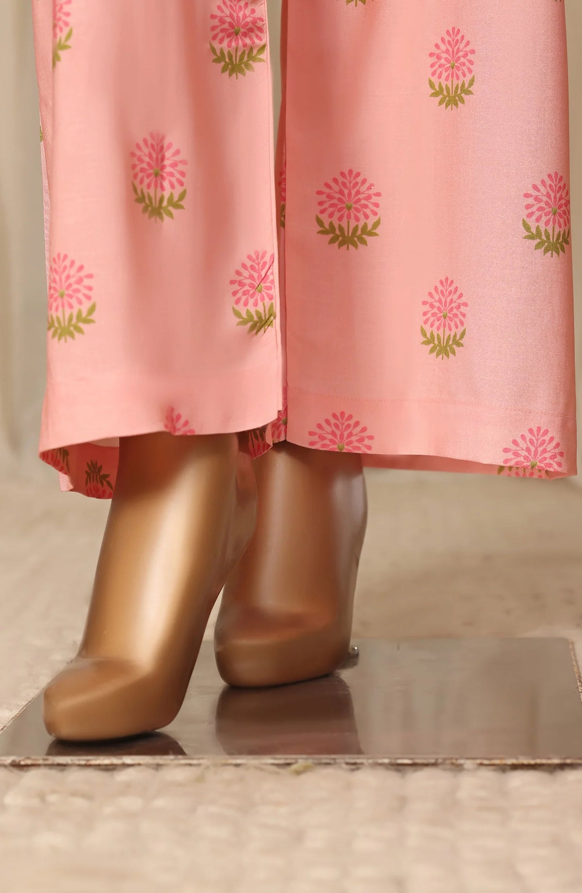 Sadabahar Stitched Printed Linen Collection - 2026 (D-01)