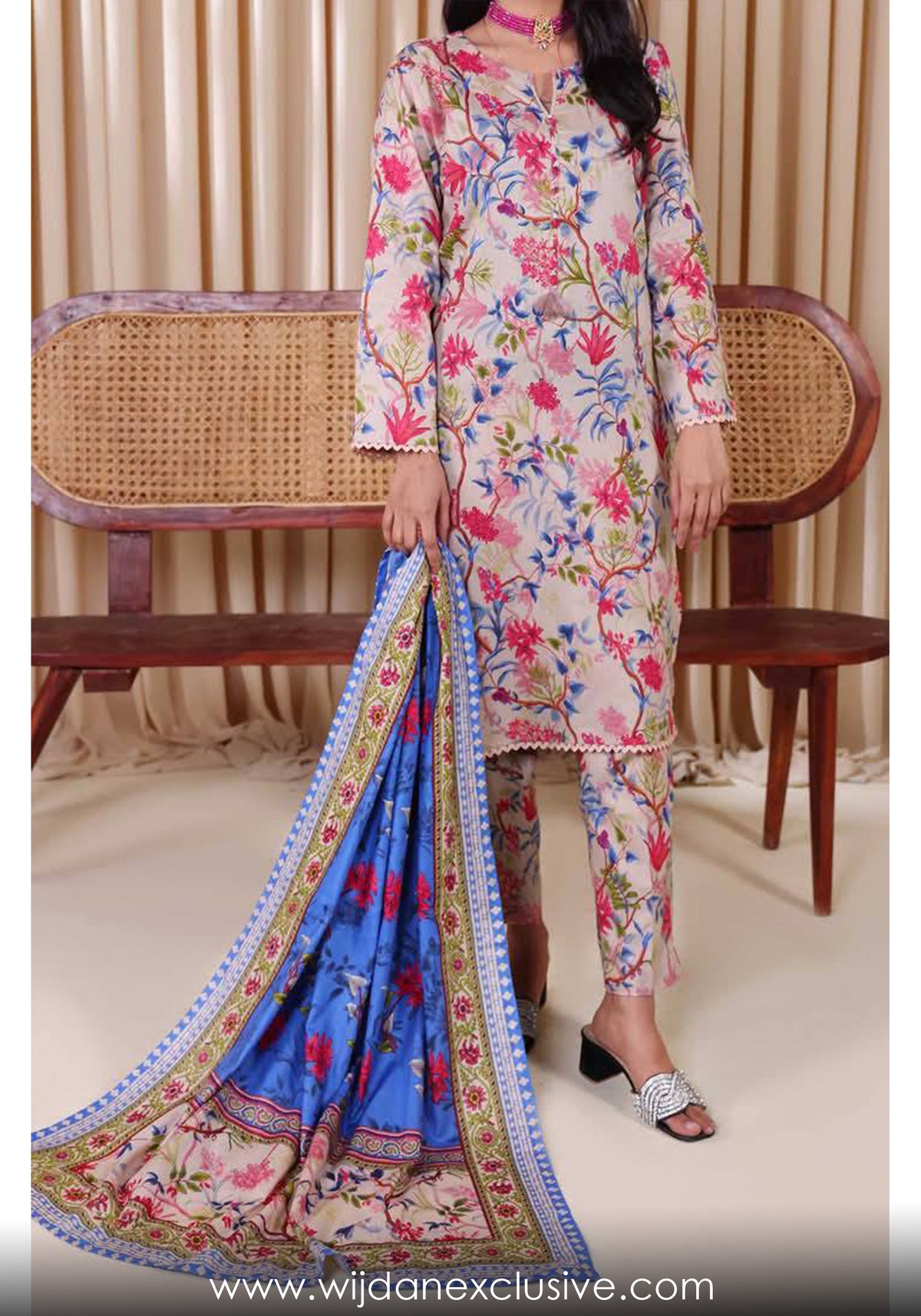 Designer Printed Cotton Lawn Collection'25 D-208