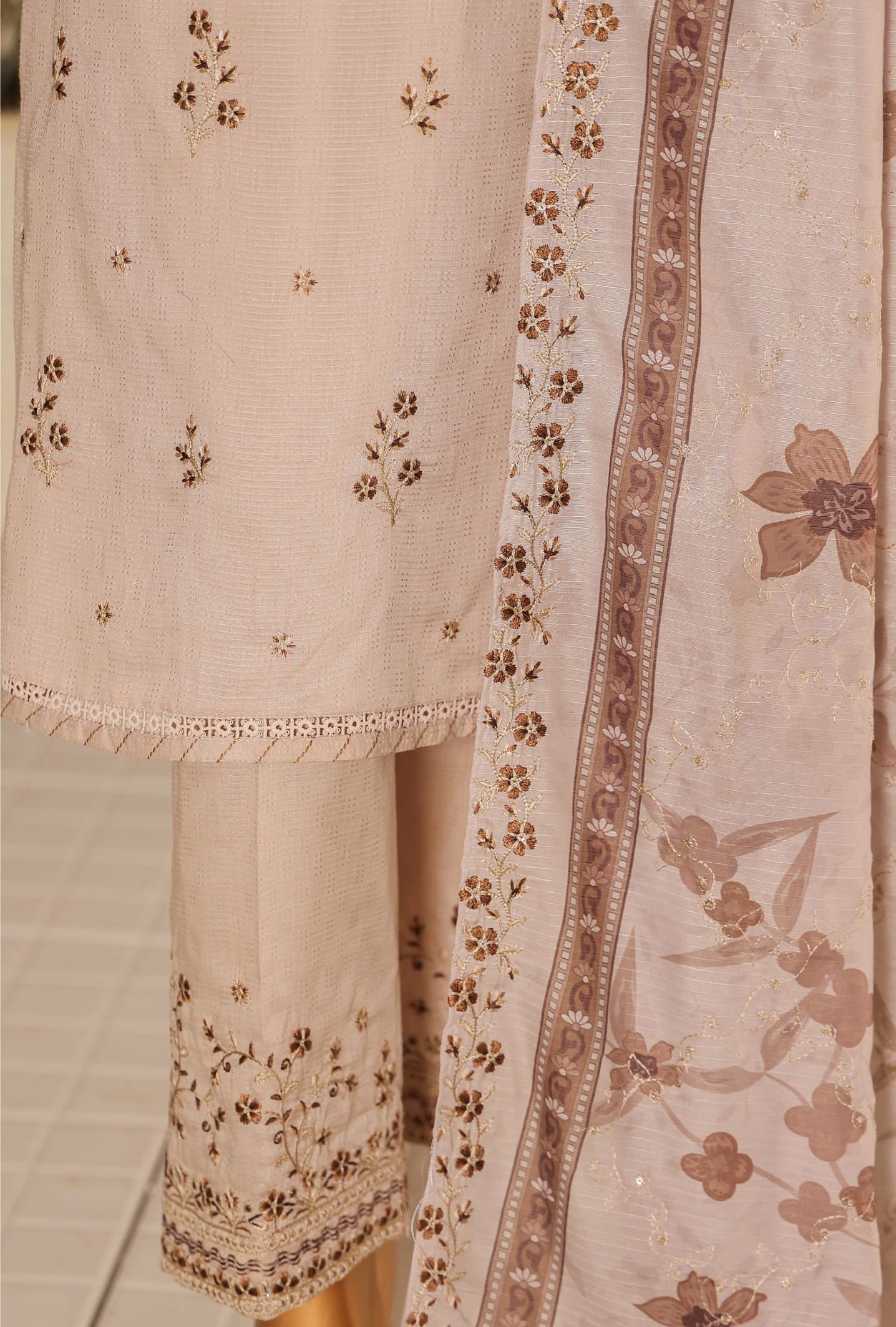 Mayaar by HZ Textile | Unstitched Embroidered Collection MEC-01