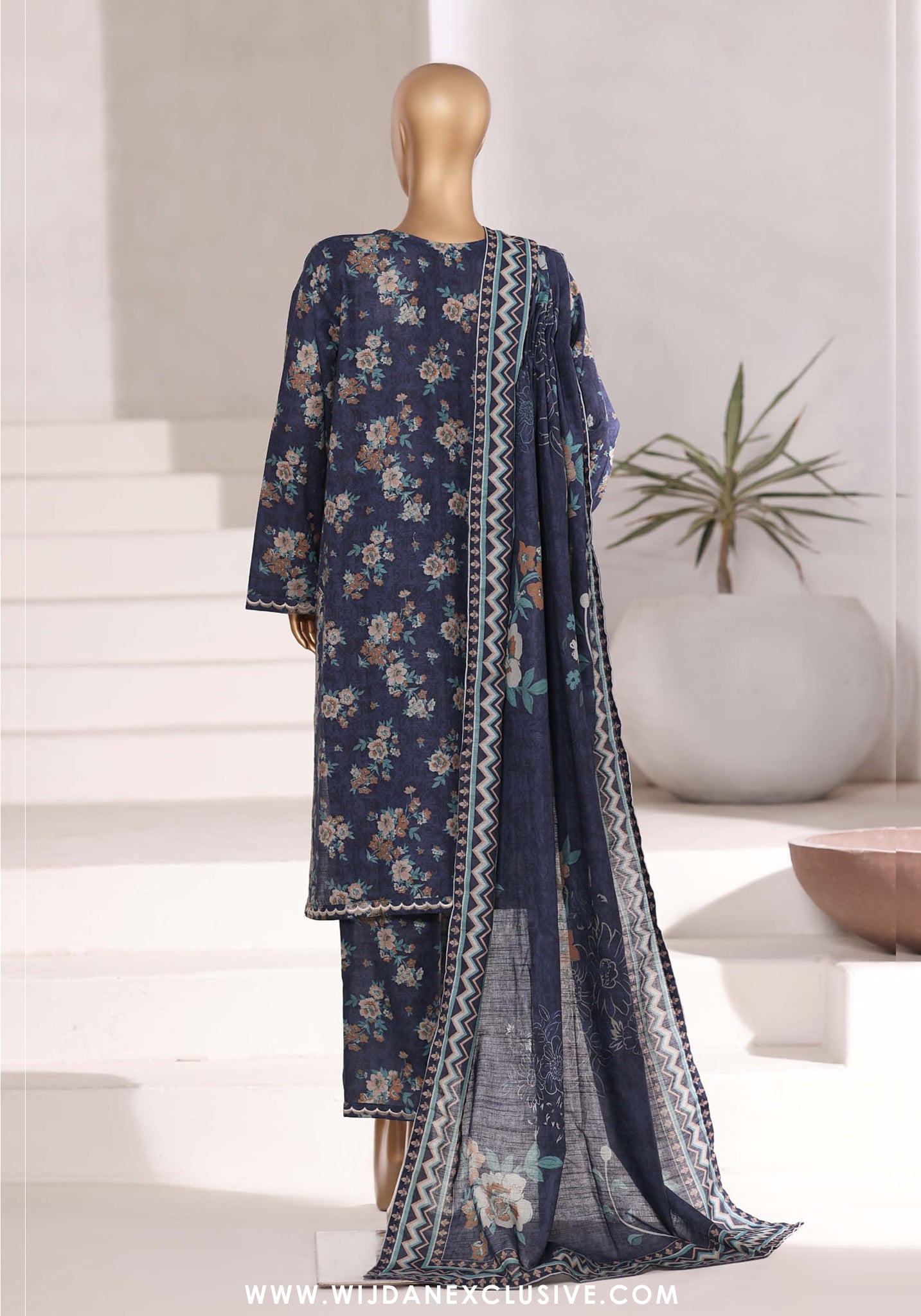 Sadabahar Stitched Khaddar Fall Embroidered Collection - 2025 (BLUE FLORAL)