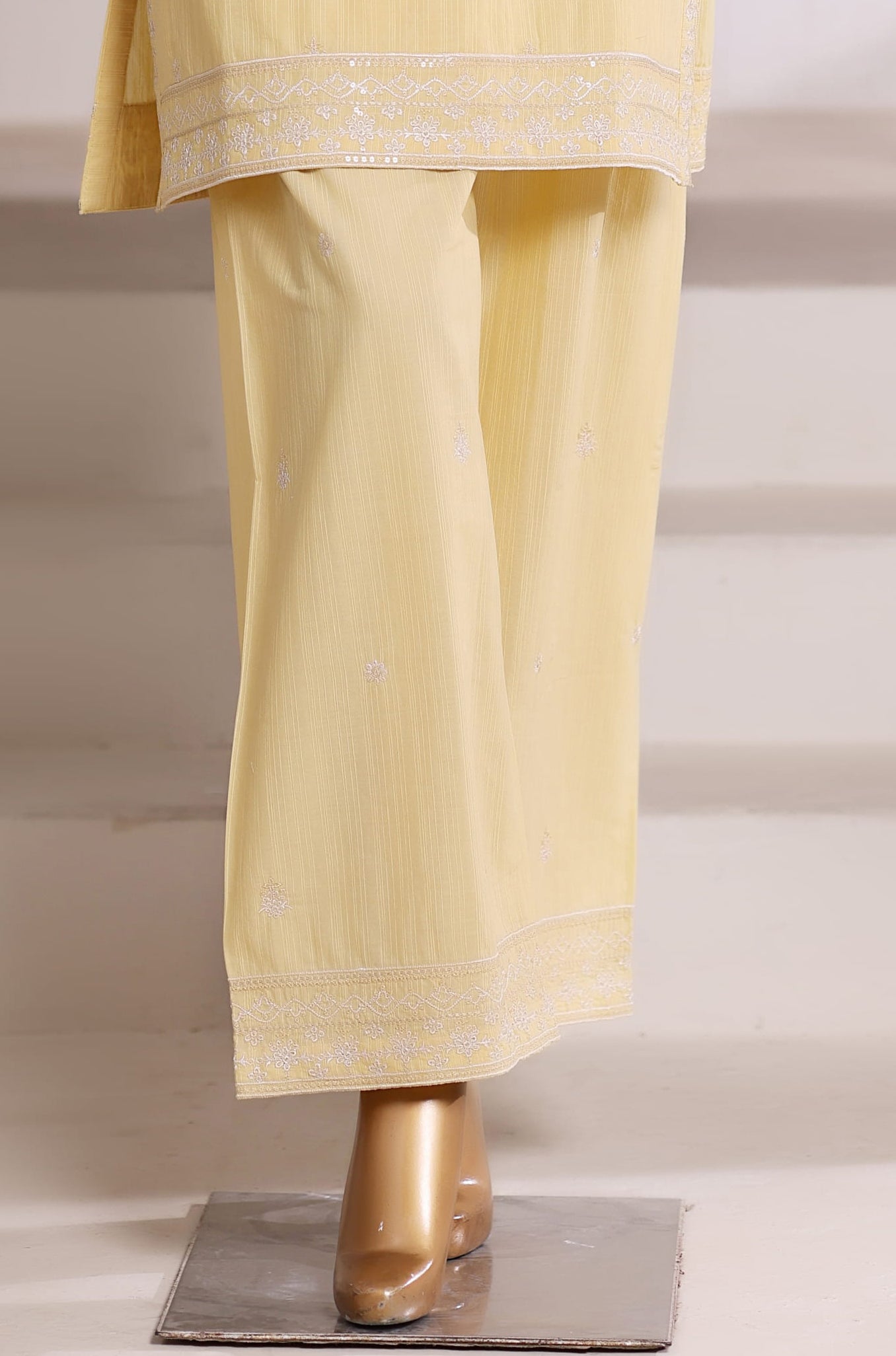 Sadabahar Vybe Stitched 2PC Embroidered Sets Vol-II Collection - 2025 (YELLOW)