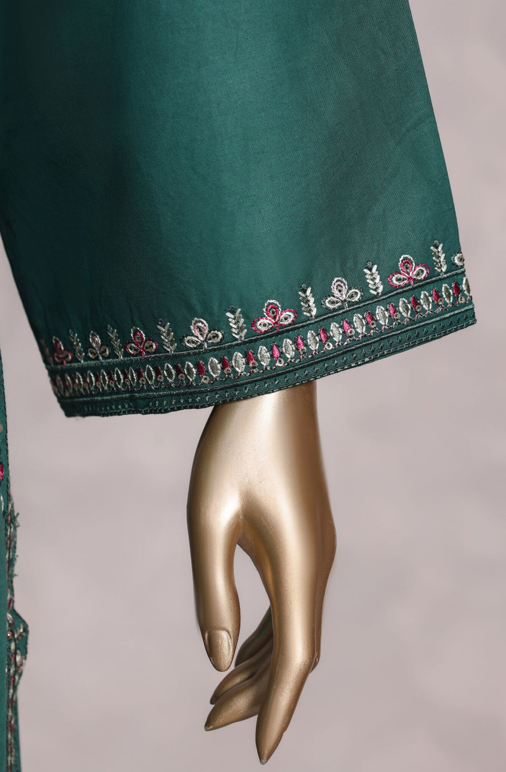 Eclair by Sadabahar | Stitched 3pc Embroidered Lawn Vol-03 Collection - 2026 (D-02)