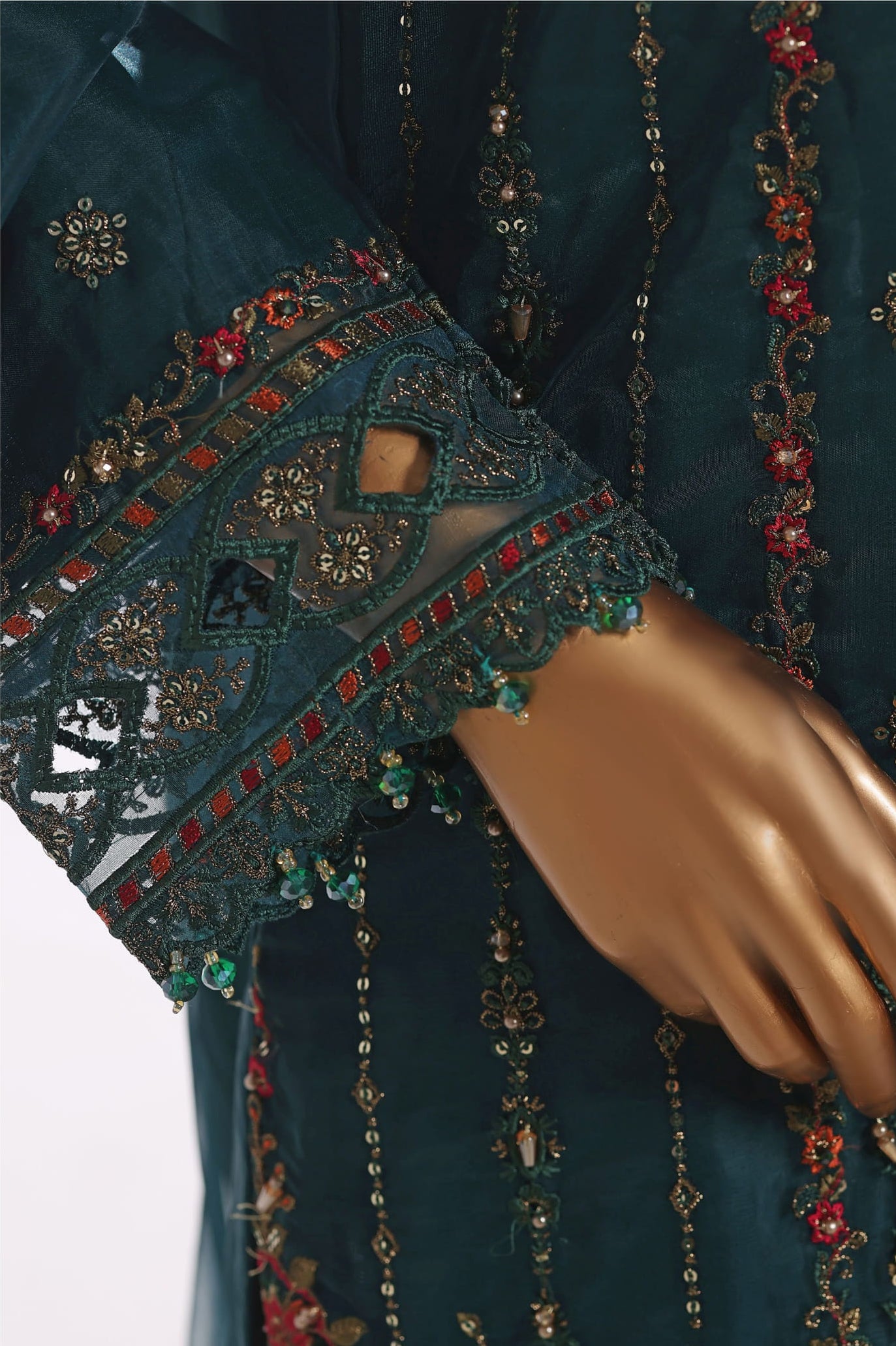 Mahpara by Sadabahar | Stitched Festive Embroidered Organza Vol-01 Collection - 2025 (GREEN)