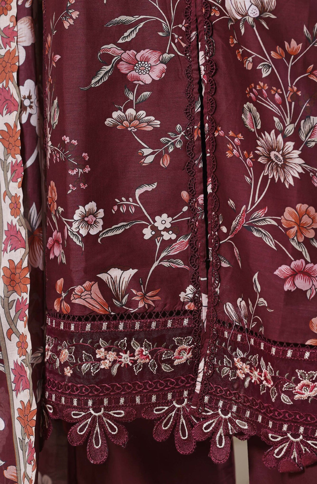 Sadabahar Stitched Embroidered Festive Lawn Vol-02 Collection - 2026 (D-02)